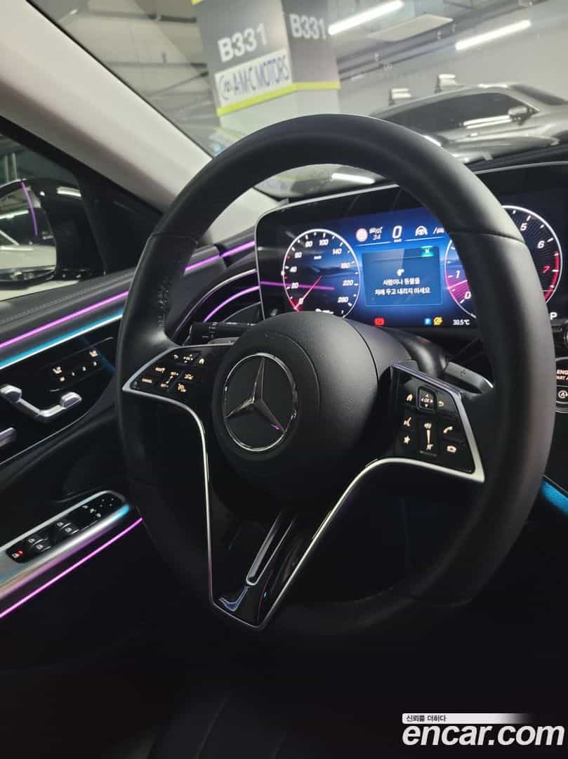 E-Class Mercedes-Benz 2024.4-INNER-010