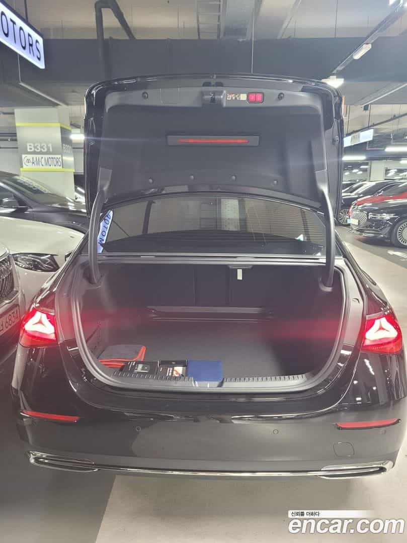 E-Class Mercedes-Benz 2024.4-OPTION-016