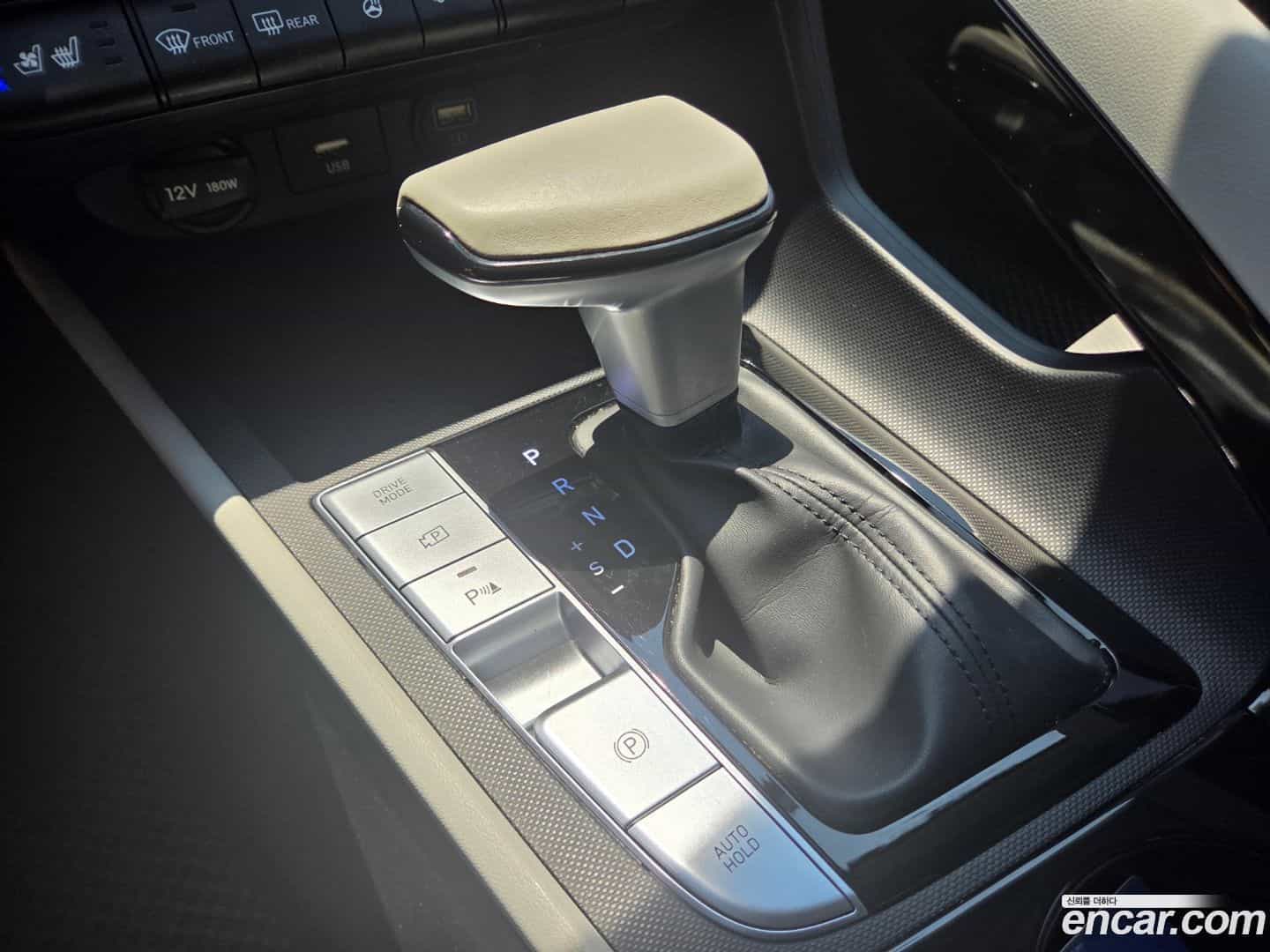 AVANTE Hyundai 2022.5-INNER-009