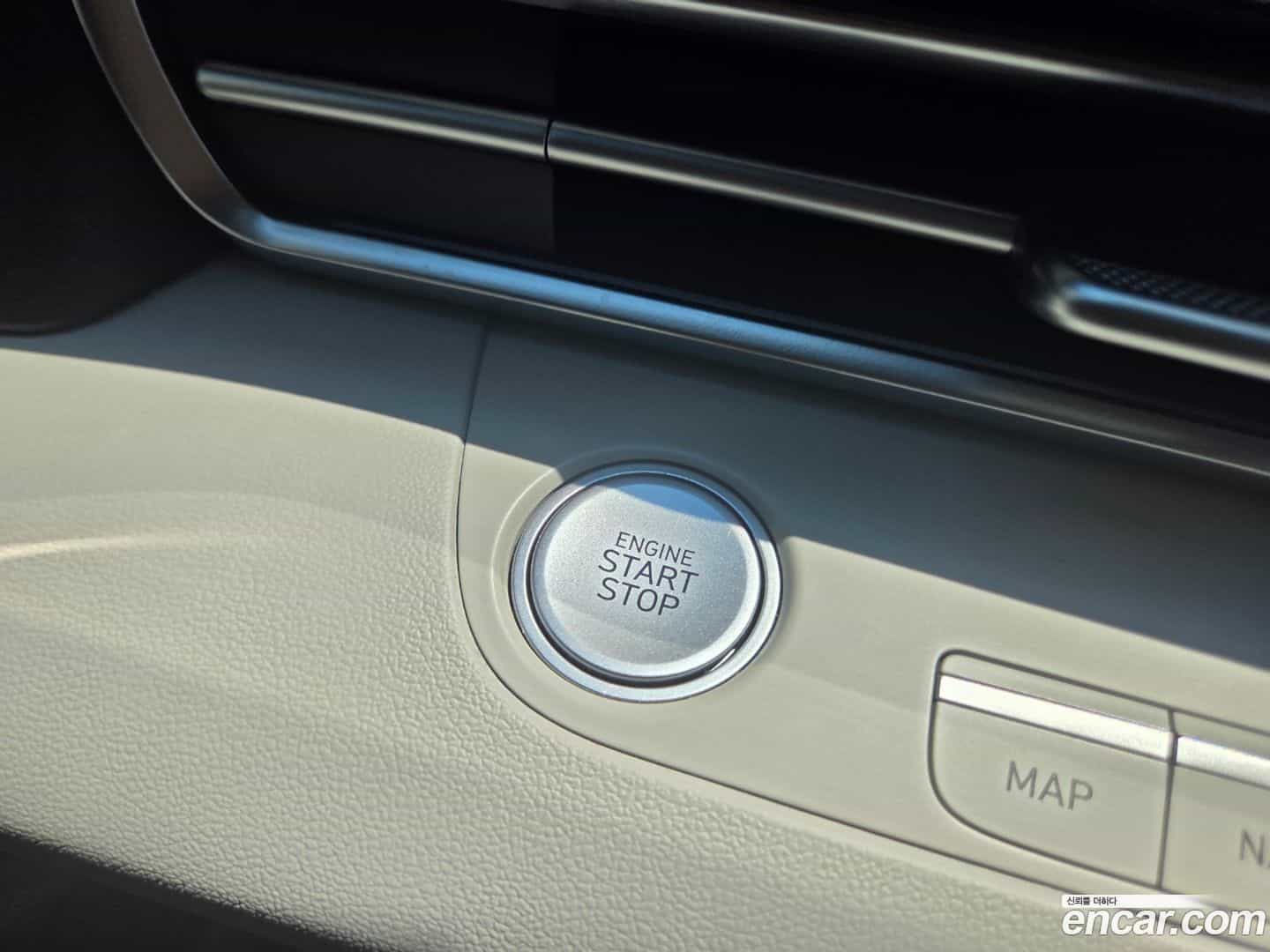 AVANTE Hyundai 2022.5-OPTION-021