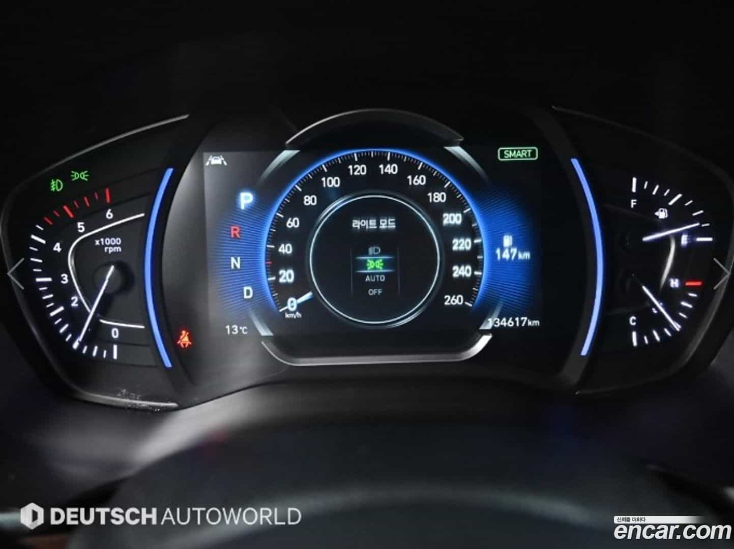 Santafe Hyundai 2019.2-INNER-008