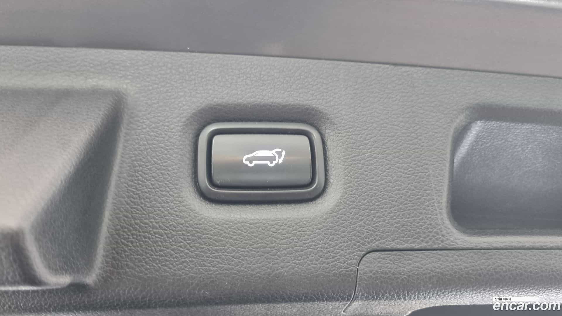 Santafe Hyundai 2020.1-OPTION-015