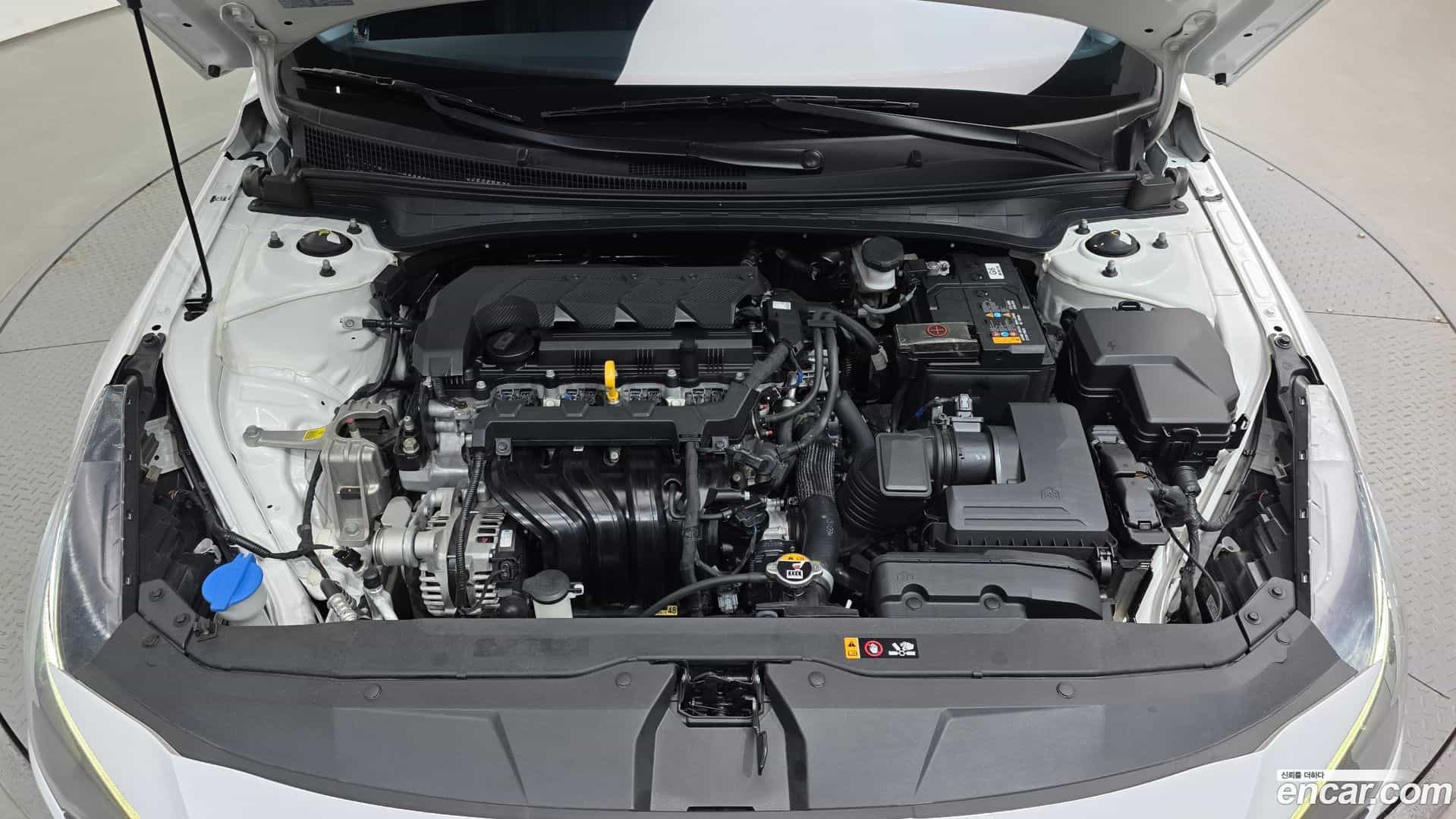 AVANTE Hyundai 2022.1-OUTER-006
