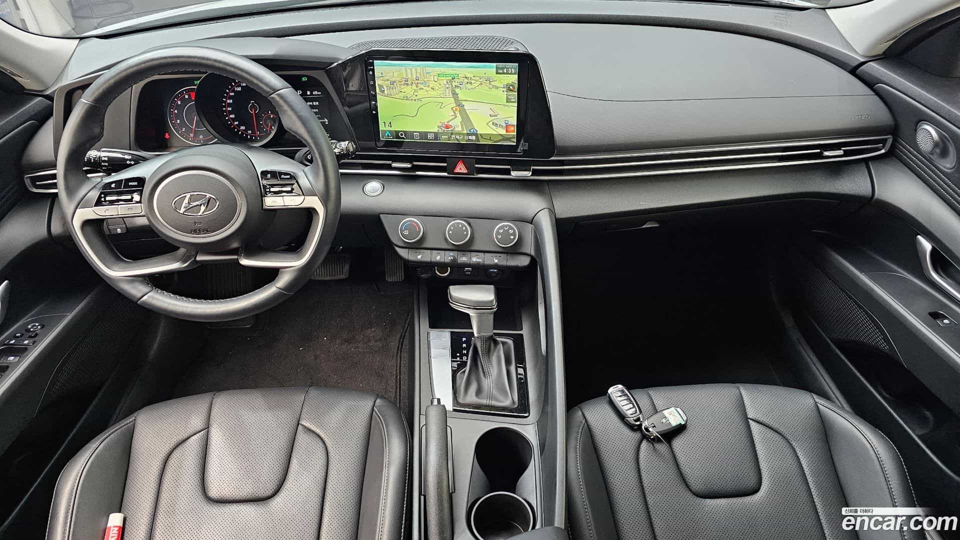 AVANTE Hyundai 2022.1-INNER-007