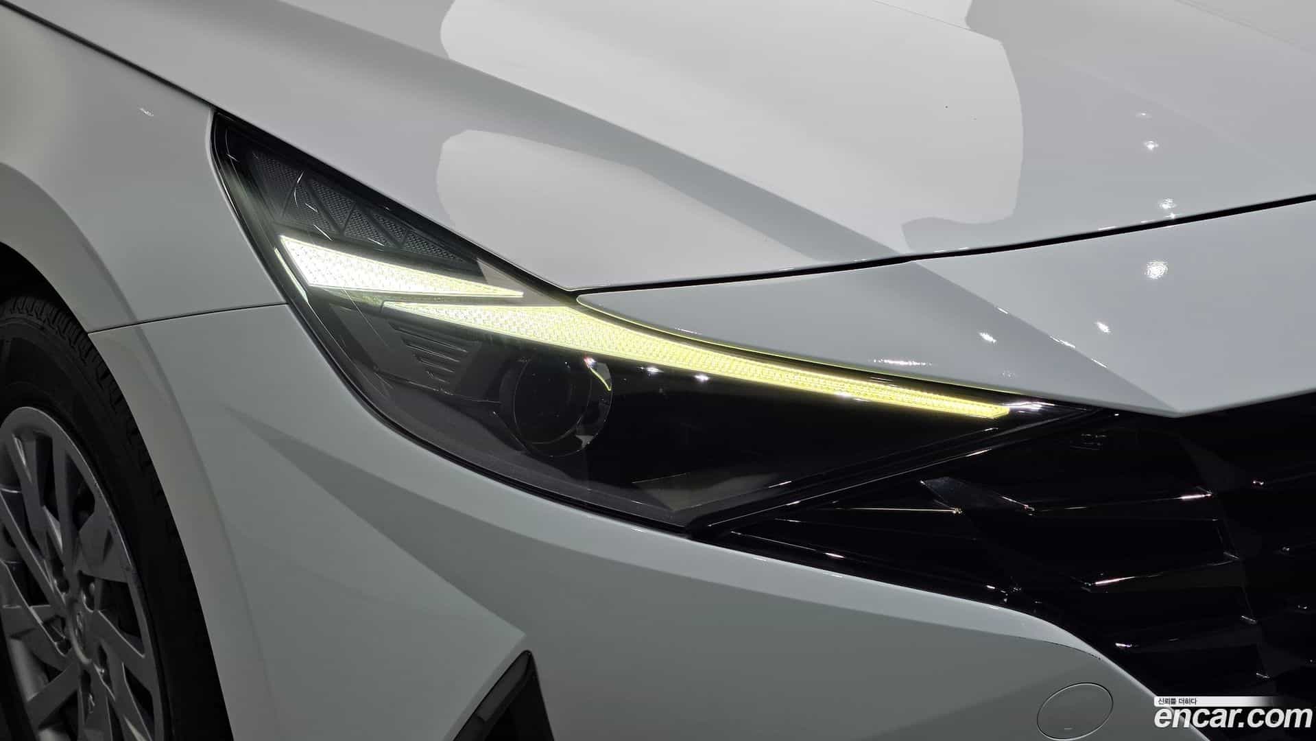 AVANTE Hyundai 2022.1-OUTER-032