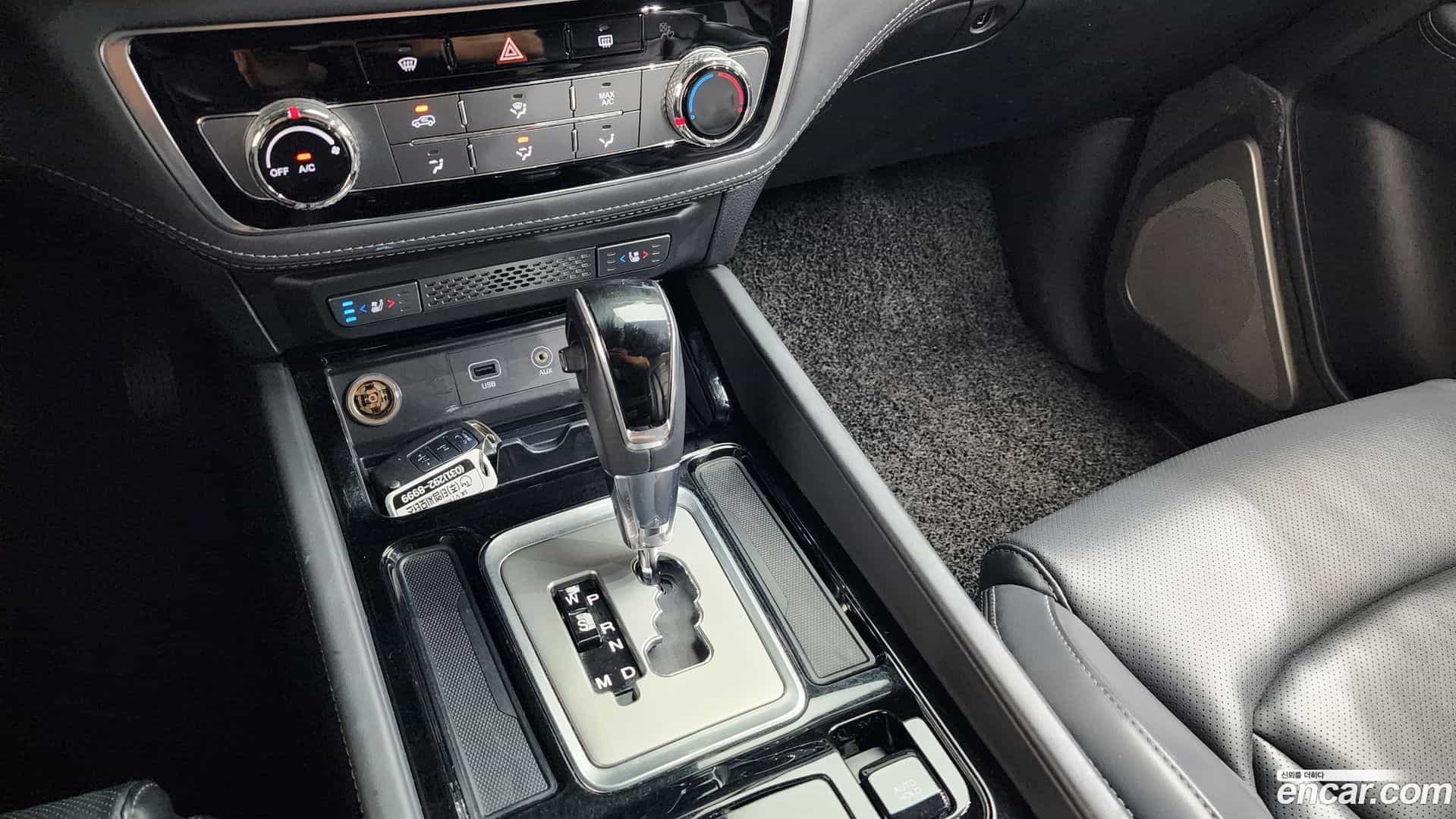Rexton KG Mobility 2018.5-INNER-009