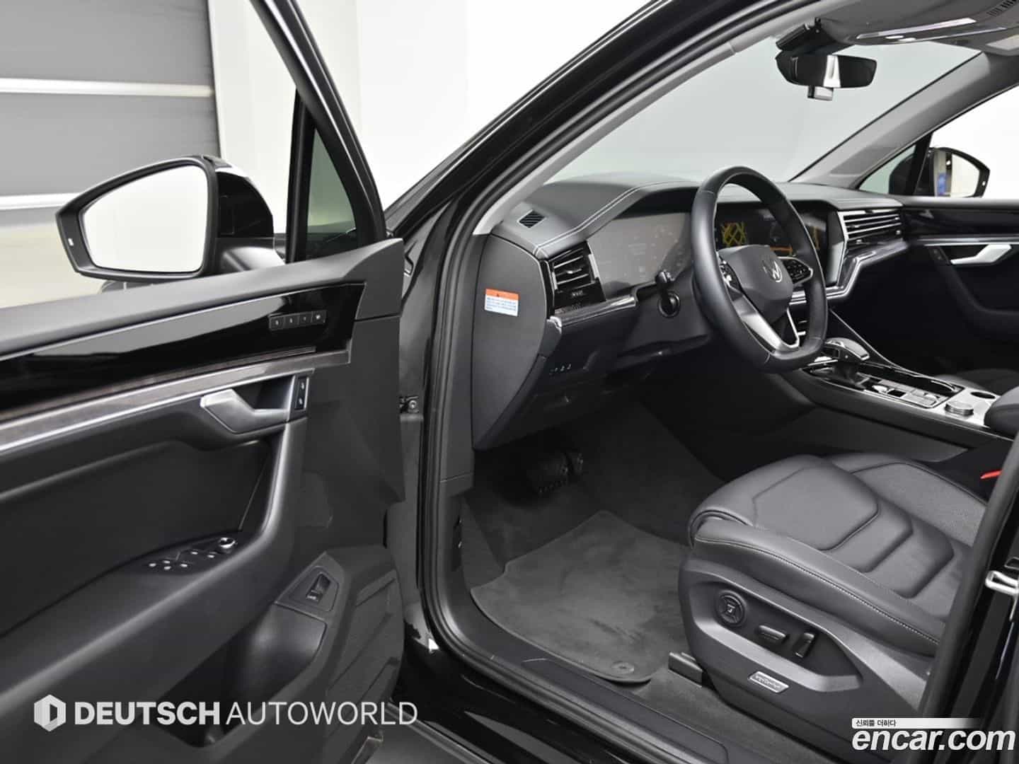 Touareg Volkswagen 2023.7-OPTION-015