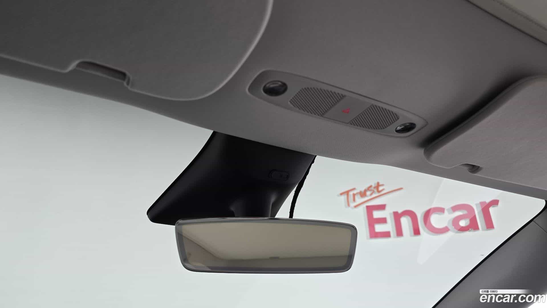Model Y Tesla 2023.10-OPTION-022