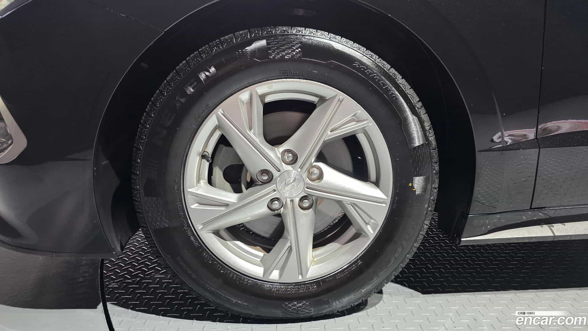 Sonata Hyundai 2019.4-OUTER-005