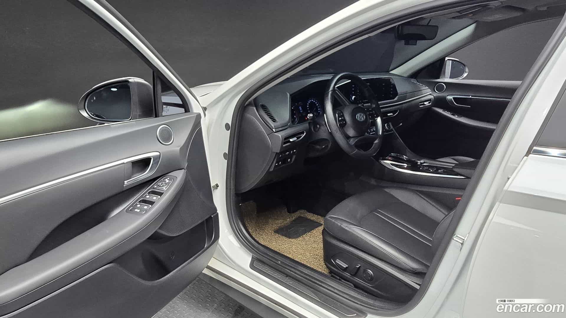Sonata Hyundai 2021.4-INNER-010
