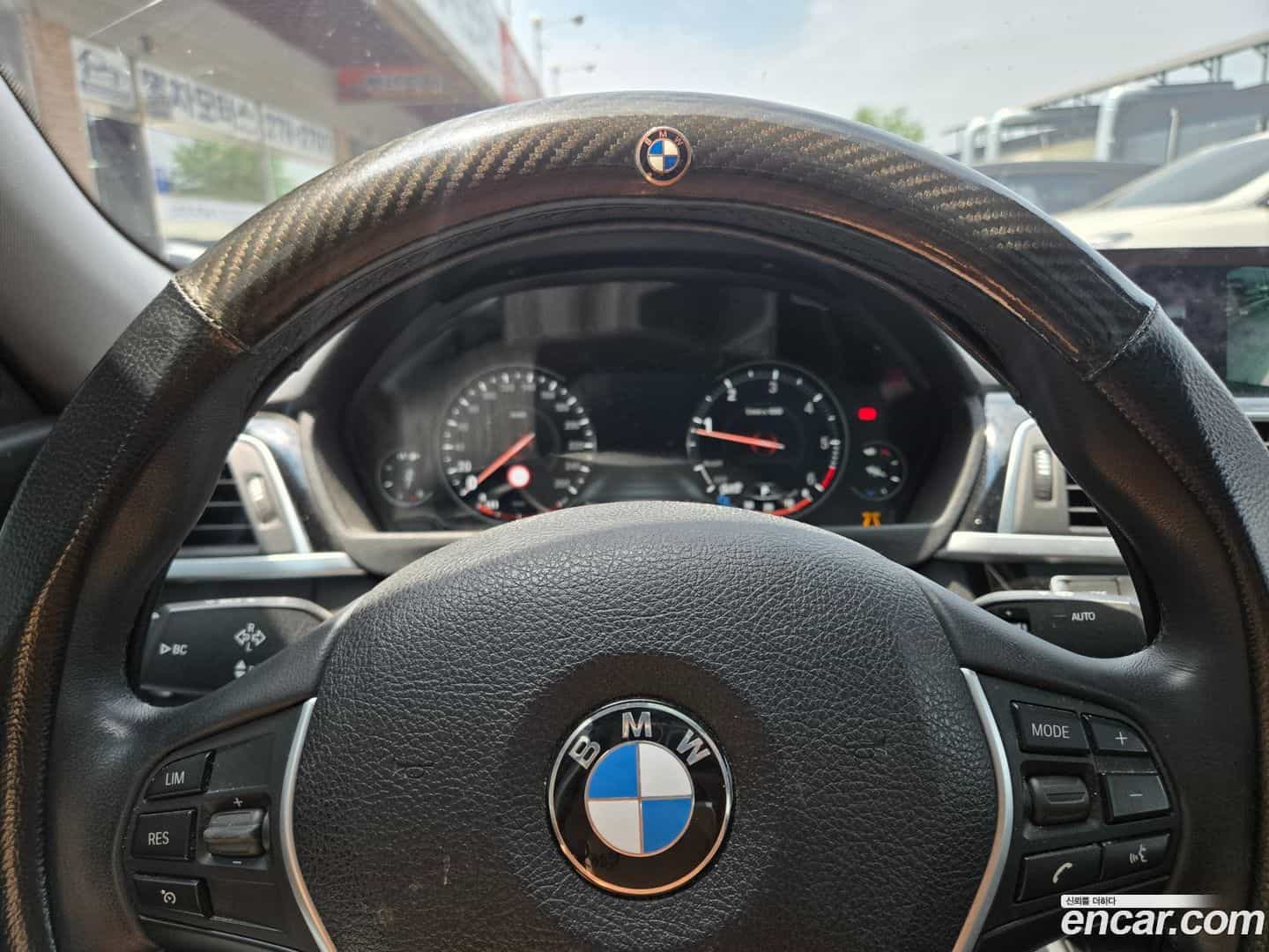 Gran Turismo BMW 2020.7-INNER-008