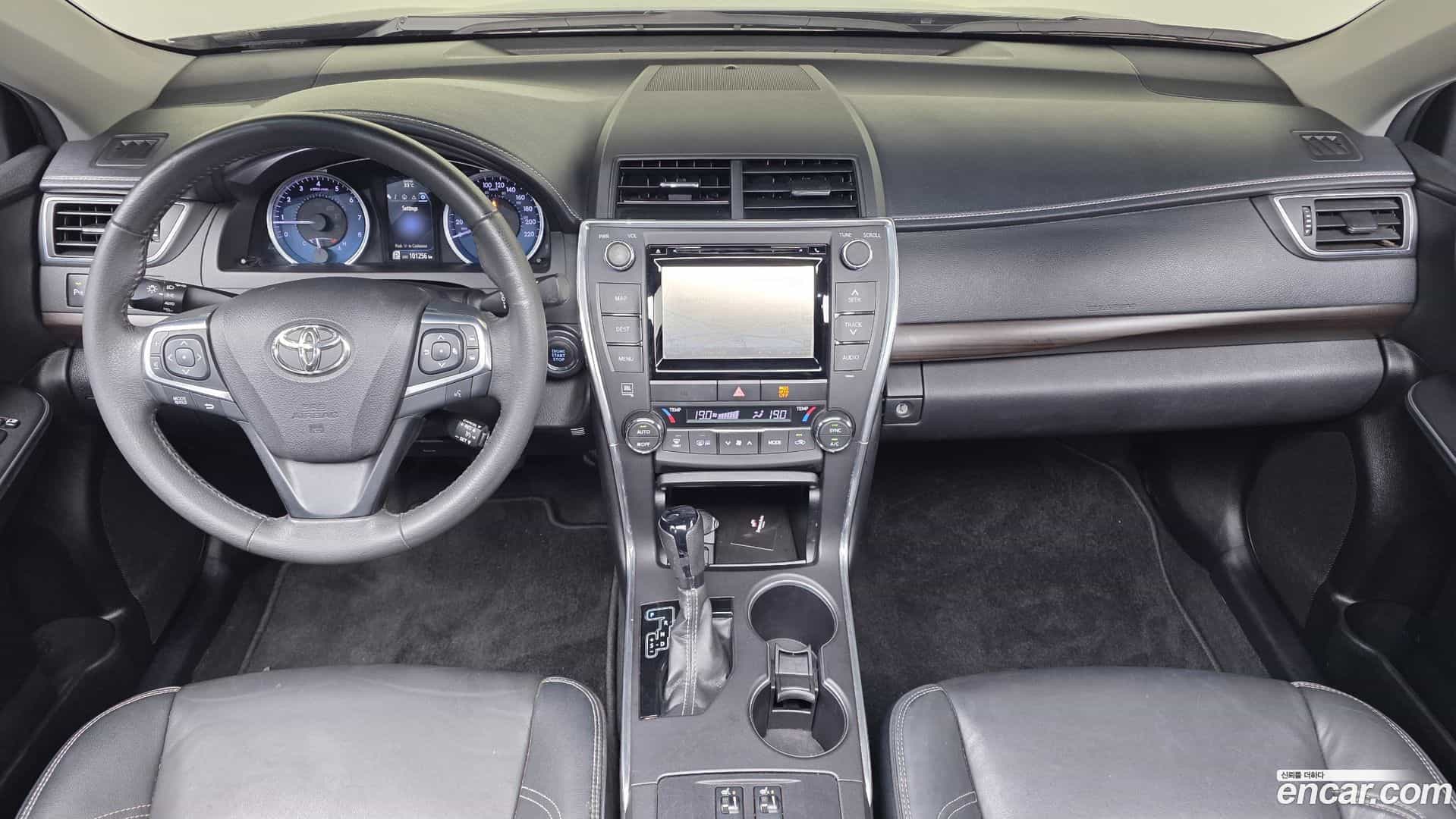 Camry Toyota 2017.0-INNER-007