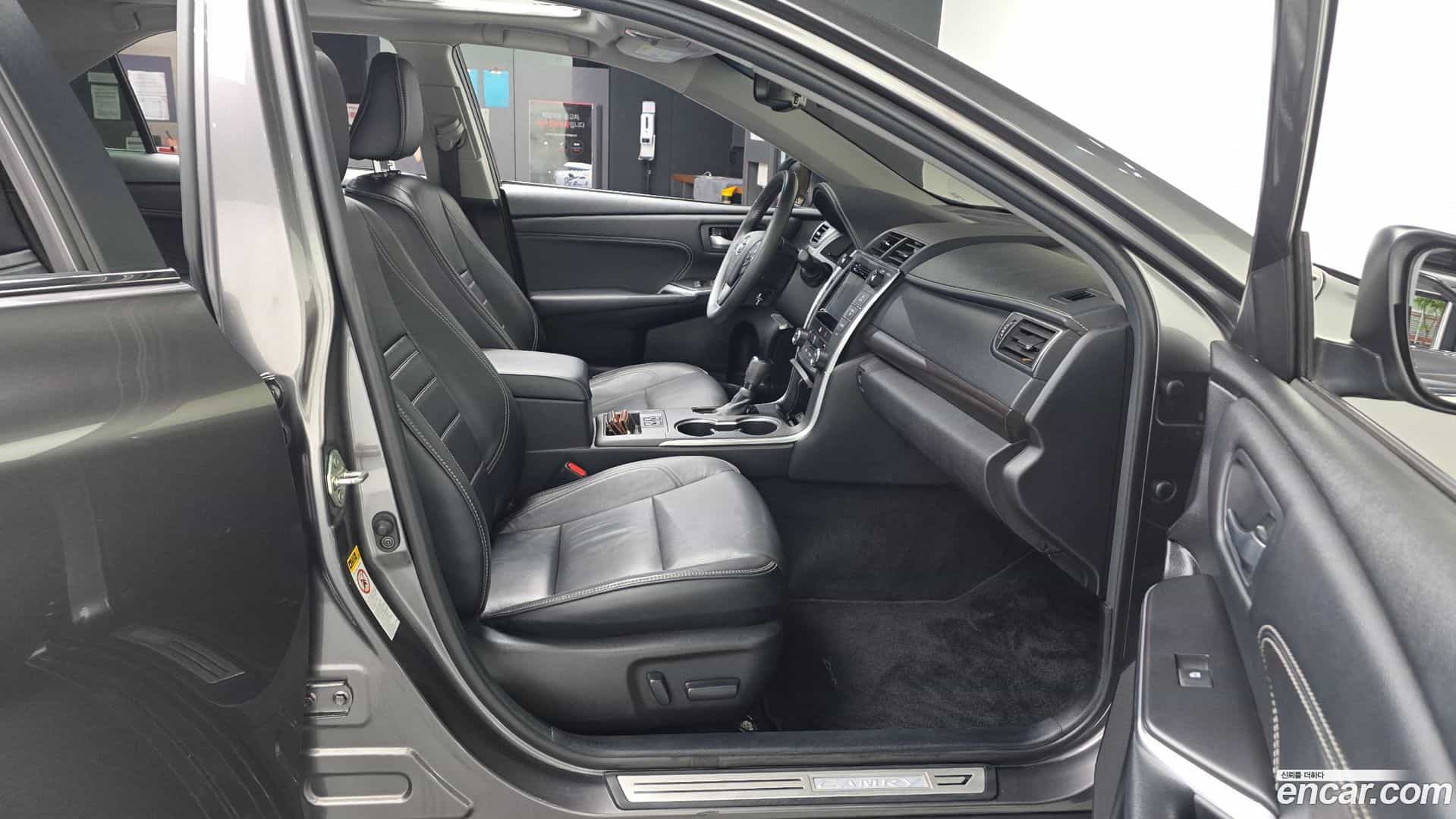 Camry Toyota 2017.0-OPTION-015