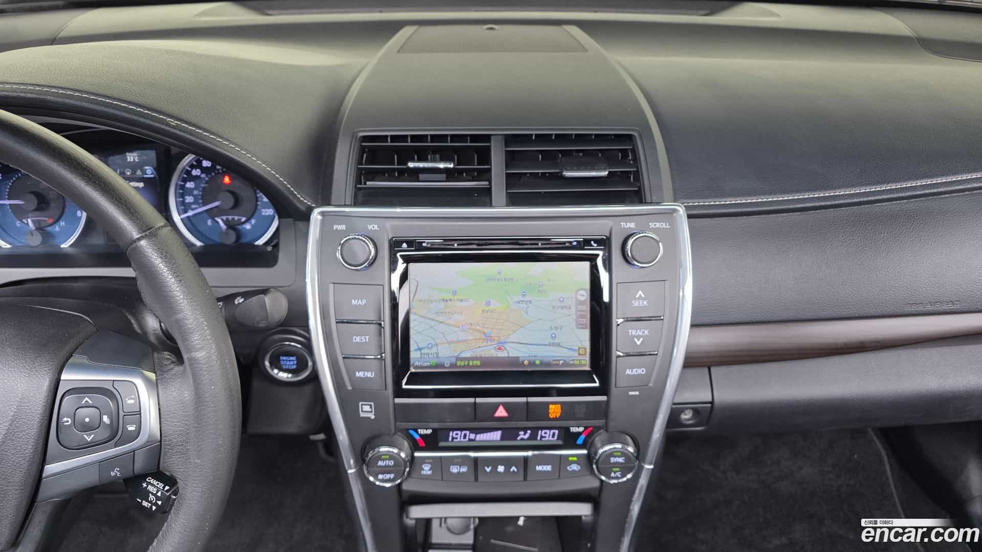 Camry Toyota 2017.0-OPTION-018