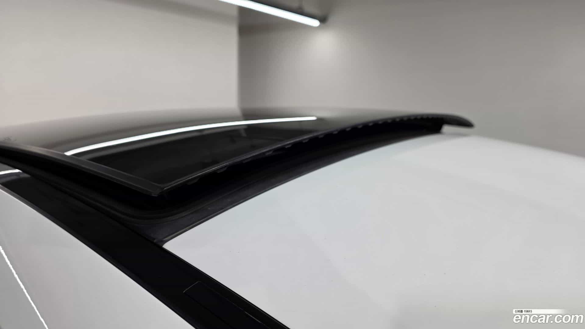 E-Class Mercedes-Benz 2021.7-OPTION-016