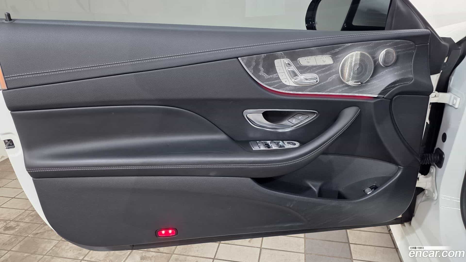 E-Class Mercedes-Benz 2021.7-OPTION-019