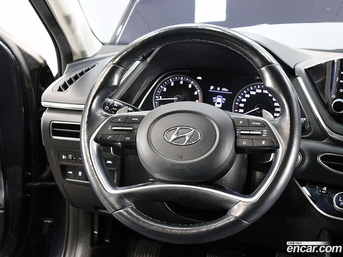 Sonata Hyundai 2020.2-OPTION-018