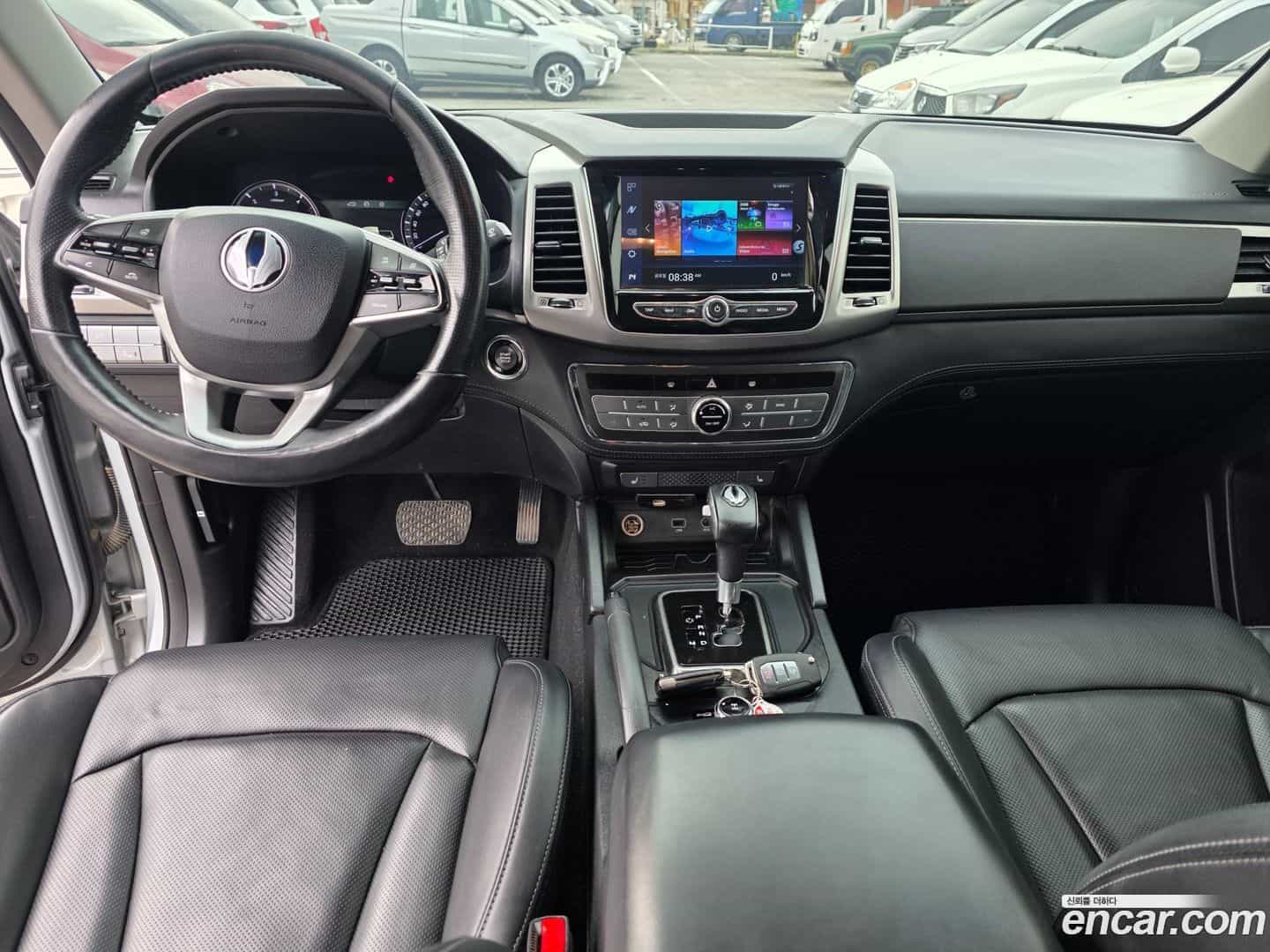 Rexton KG Mobility 2019.0-INNER-010