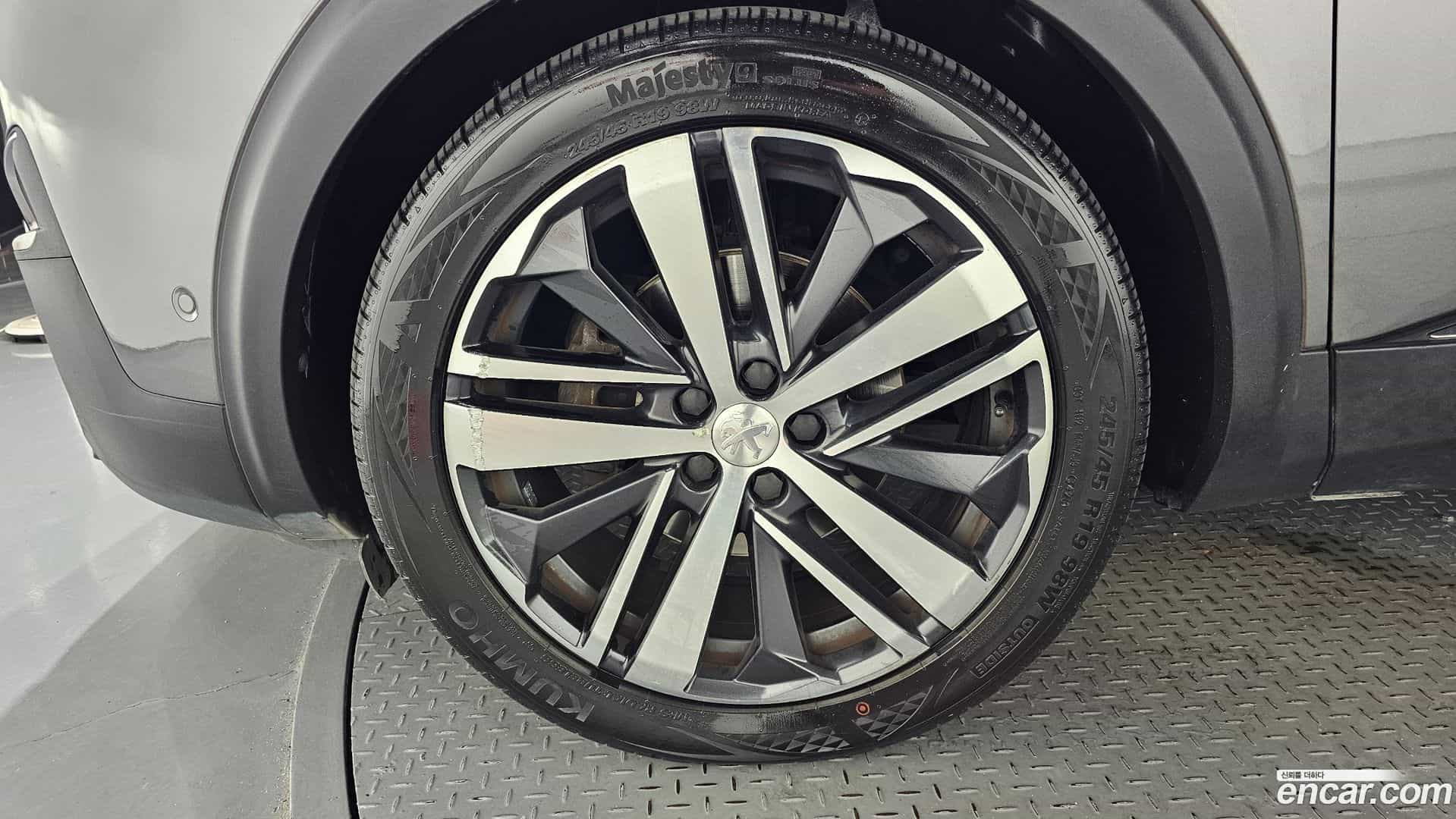 5008 Peugeot 2018.6-OUTER-005