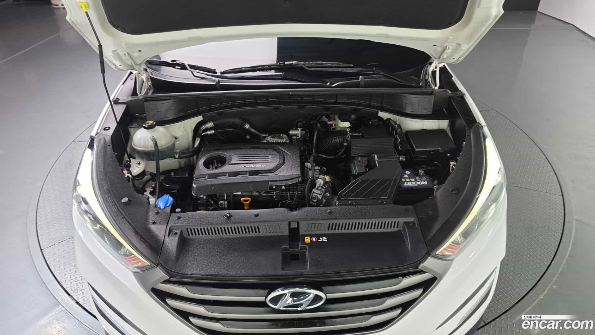 Tucson Hyundai 2015.10-OUTER-006