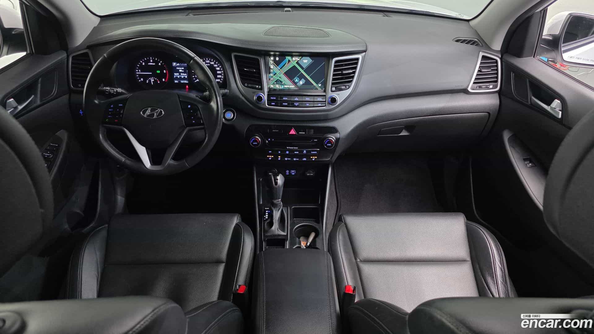 Tucson Hyundai 2015.10-INNER-007