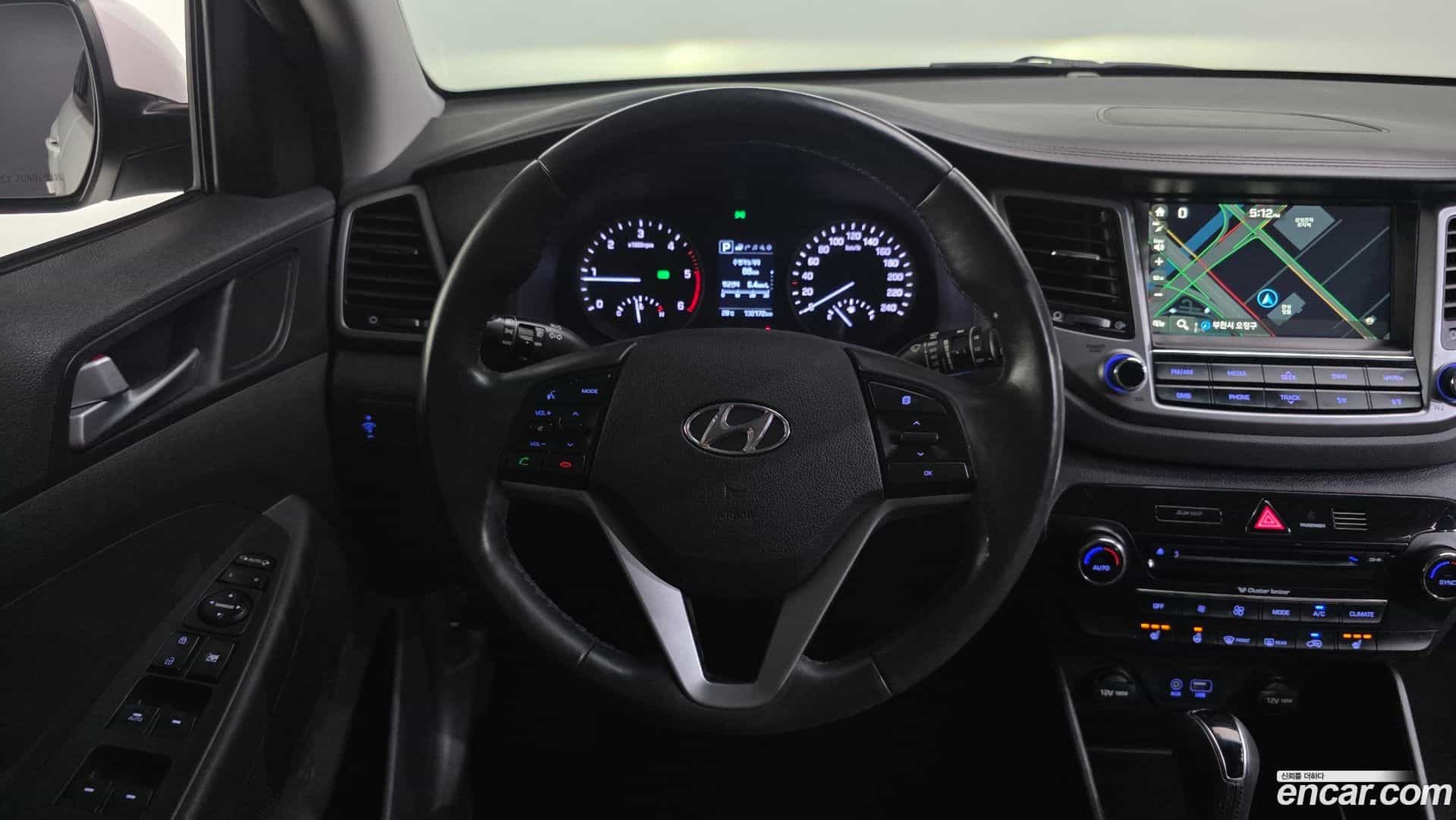 Tucson Hyundai 2015.10-OPTION-017