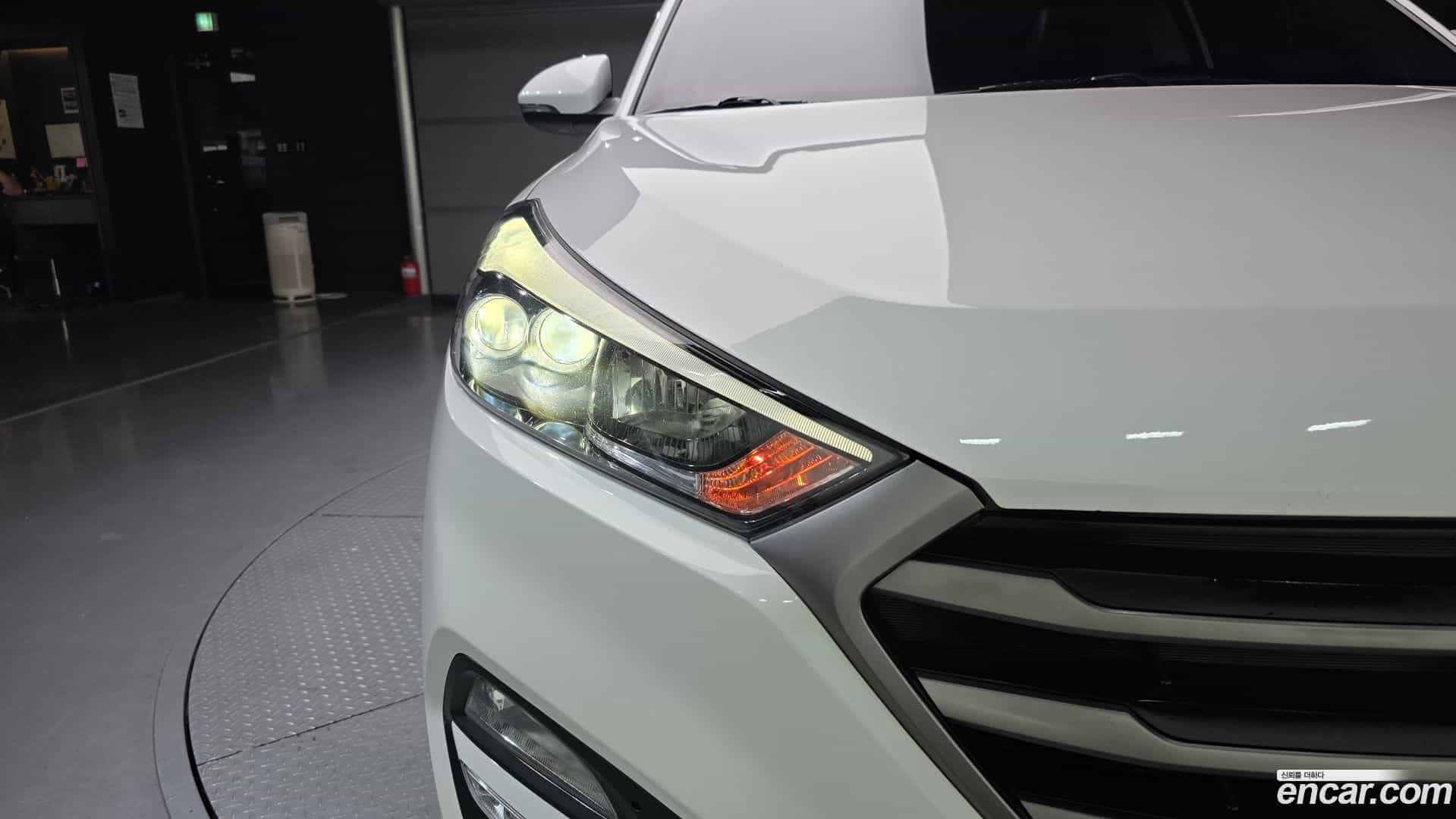 Tucson Hyundai 2015.10-OUTER-032