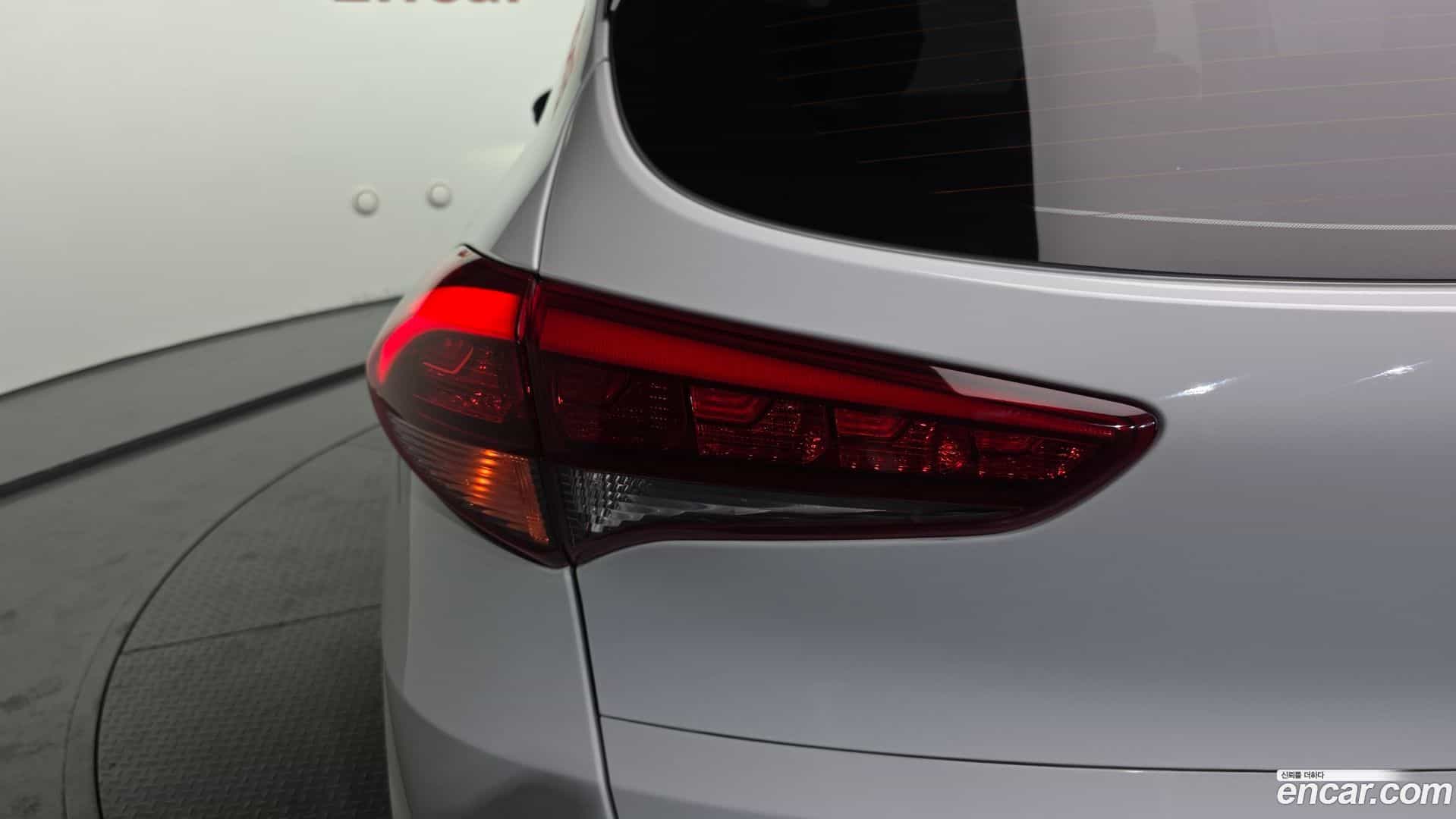 Tucson Hyundai 2015.10-OUTER-033