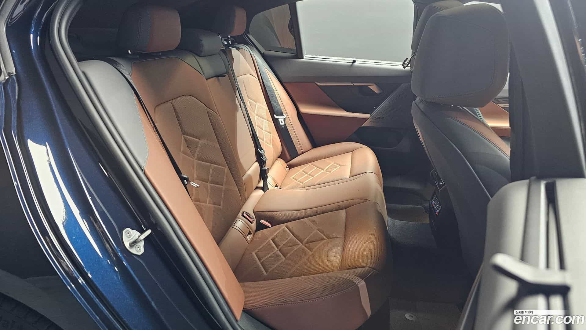 5-Series BMW 2023.10-OPTION-015