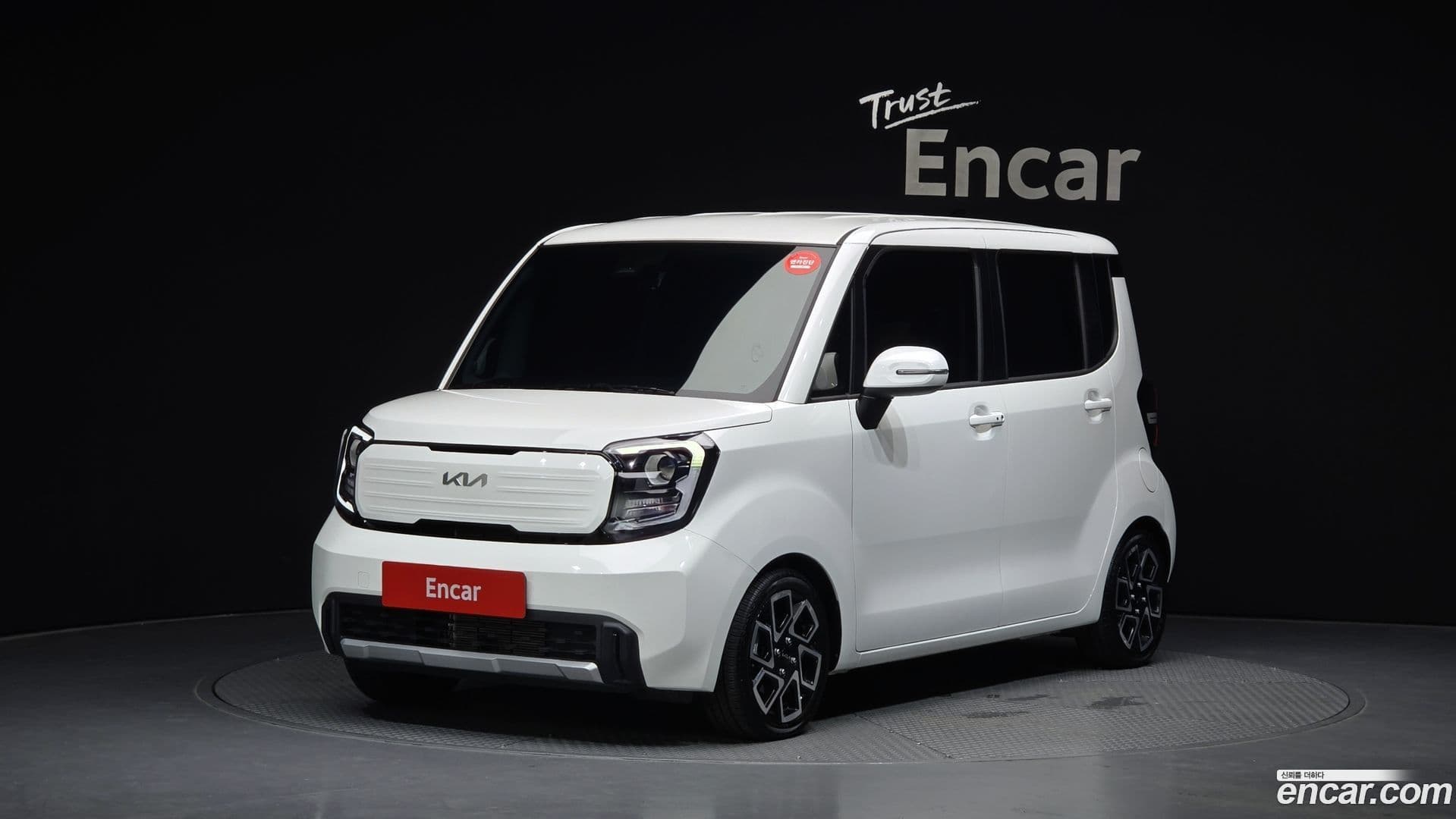 Main__Slider__Photo:RAY Kia 2025.6-0