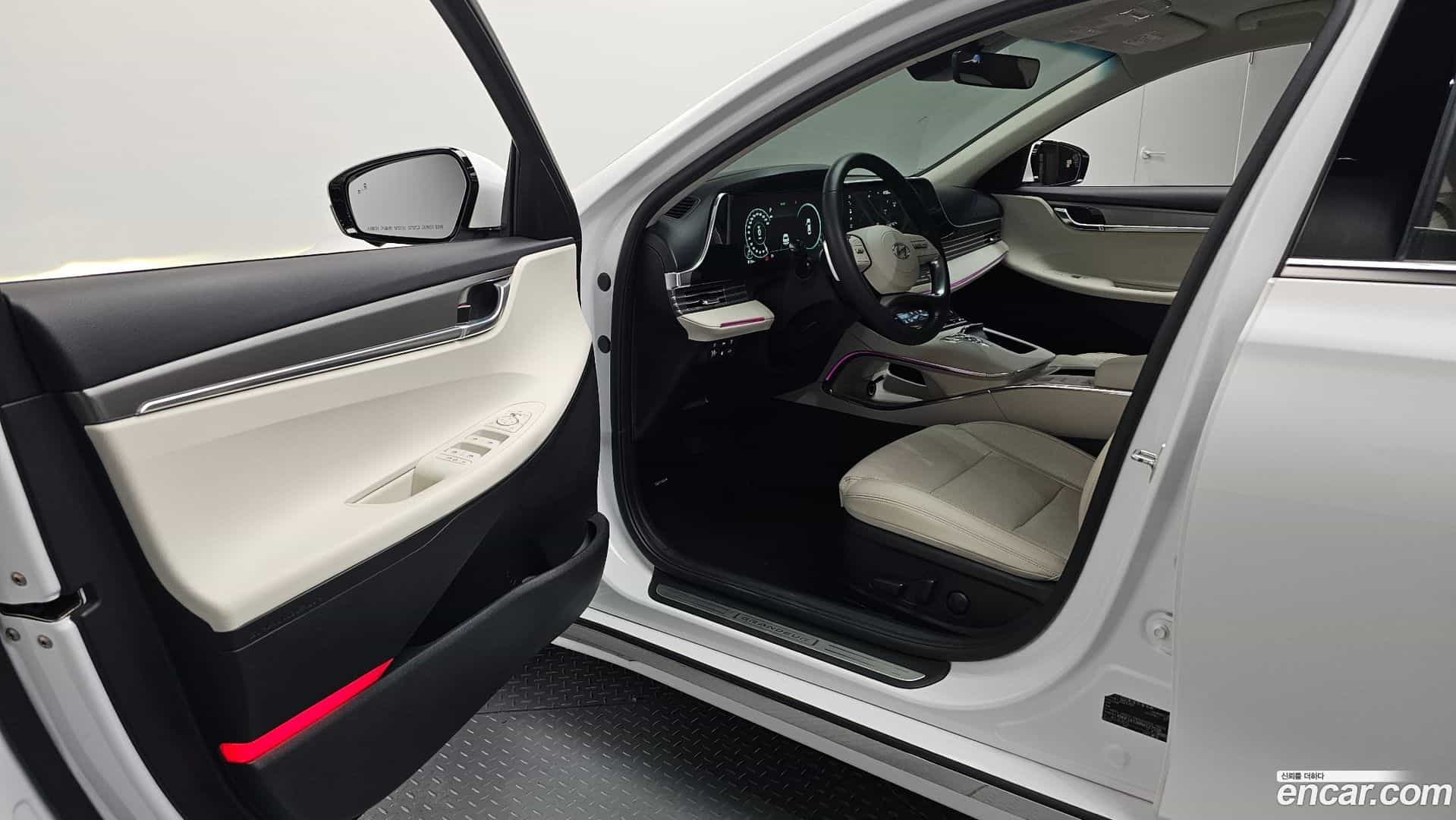 Grandeur Hyundai 2021.6-INNER-010
