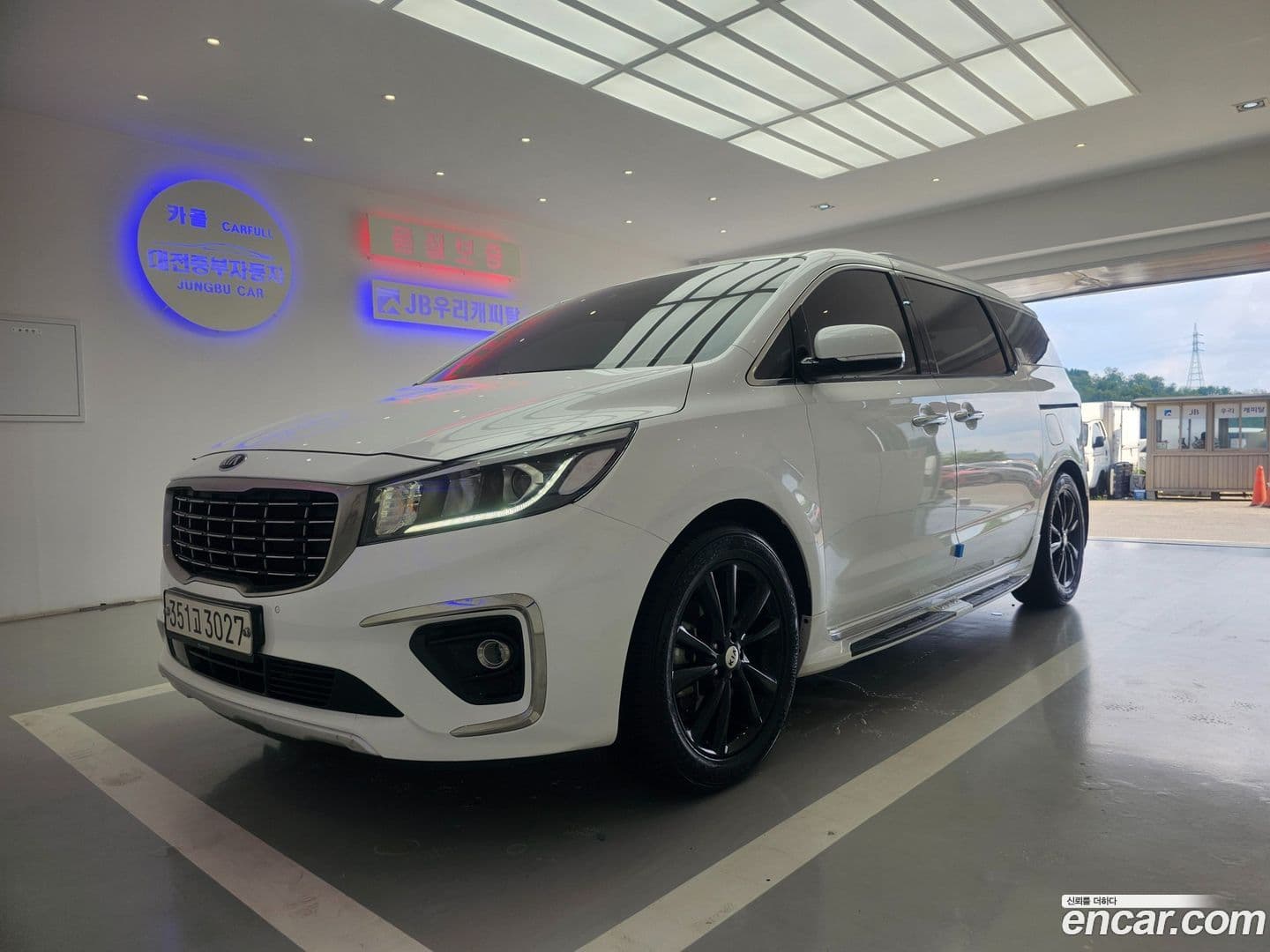 Main__Slider__Photo:Canival Kia 2020.0-0