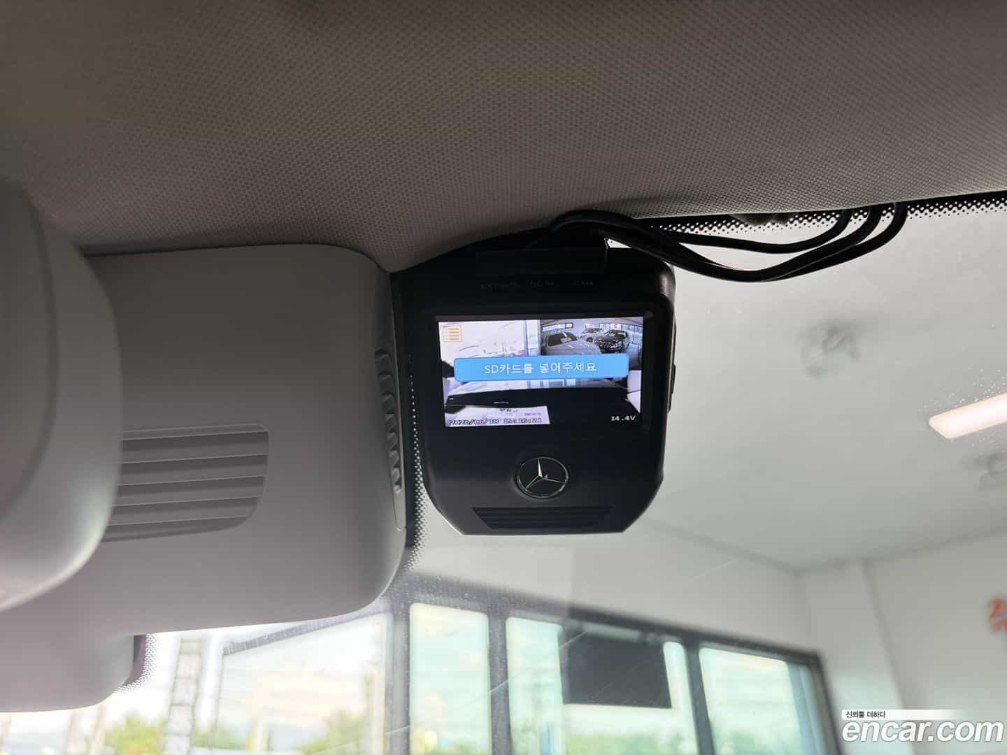 GLC-Class Mercedes-Benz 2018.10-OPTION-019