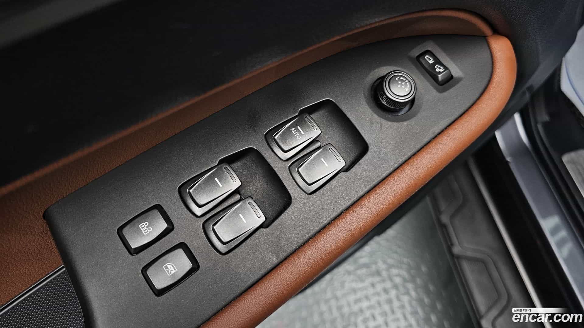 Rexton KG Mobility 2018.10-OPTION-042