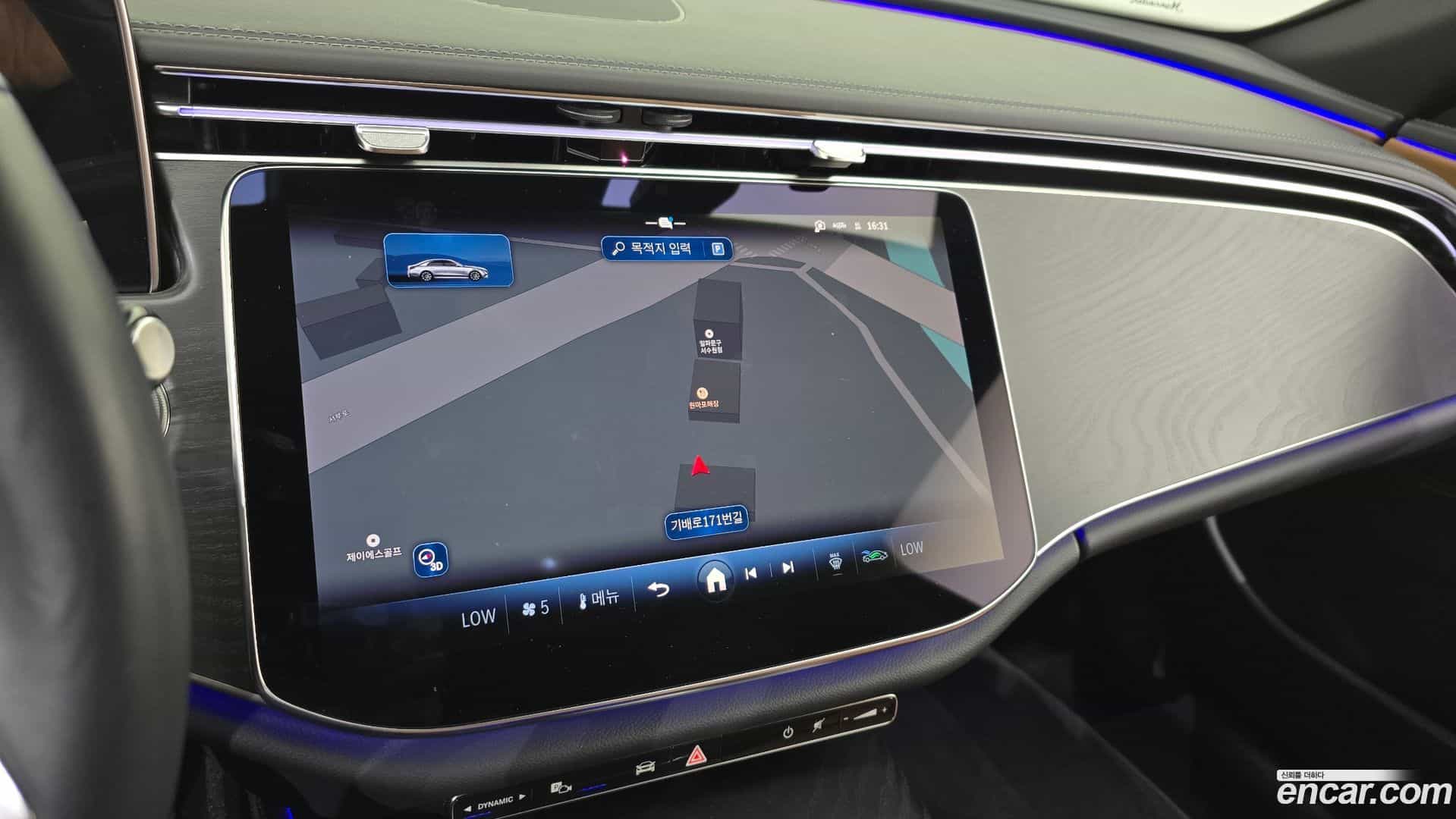 E-Class Mercedes-Benz 2025.4-OPTION-016
