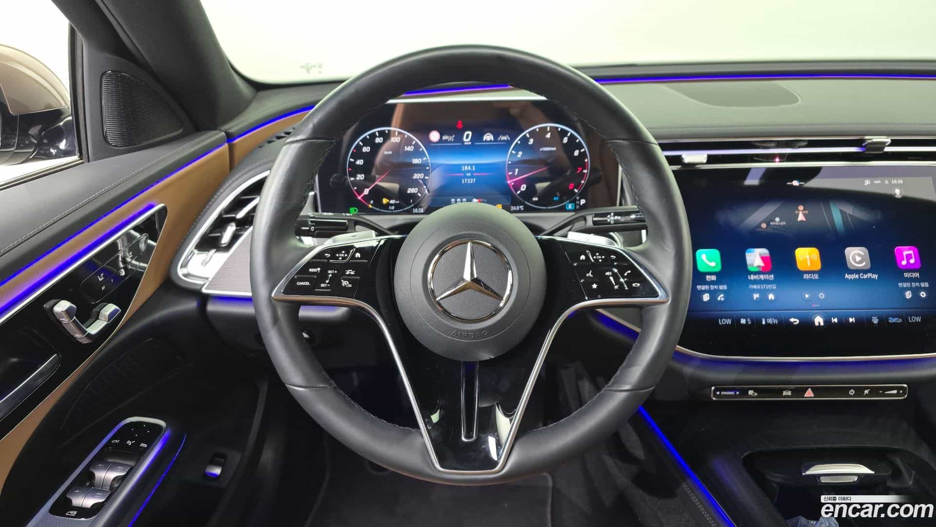 E-Class Mercedes-Benz 2025.4-OPTION-017