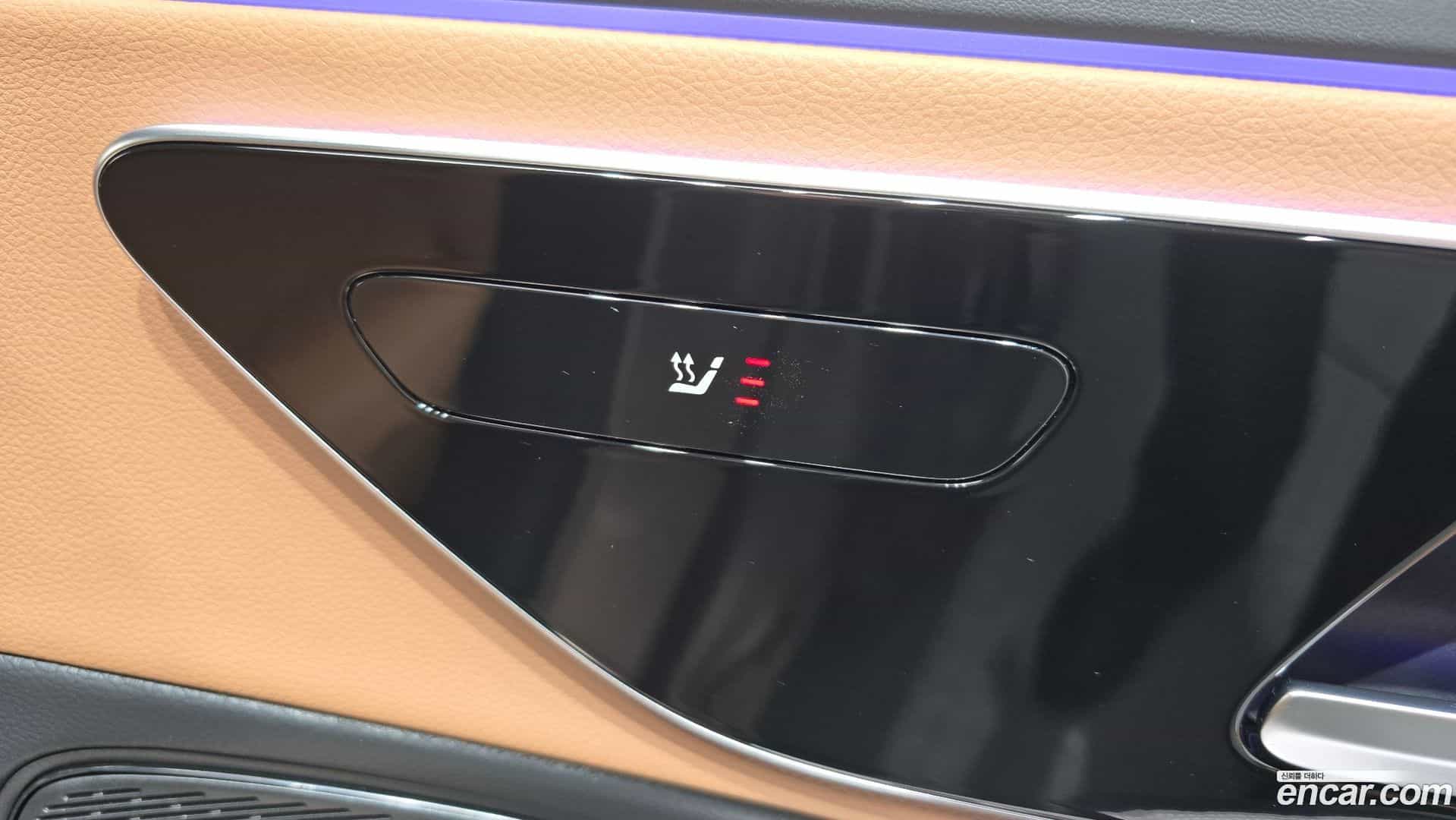 E-Class Mercedes-Benz 2025.4-OPTION-019