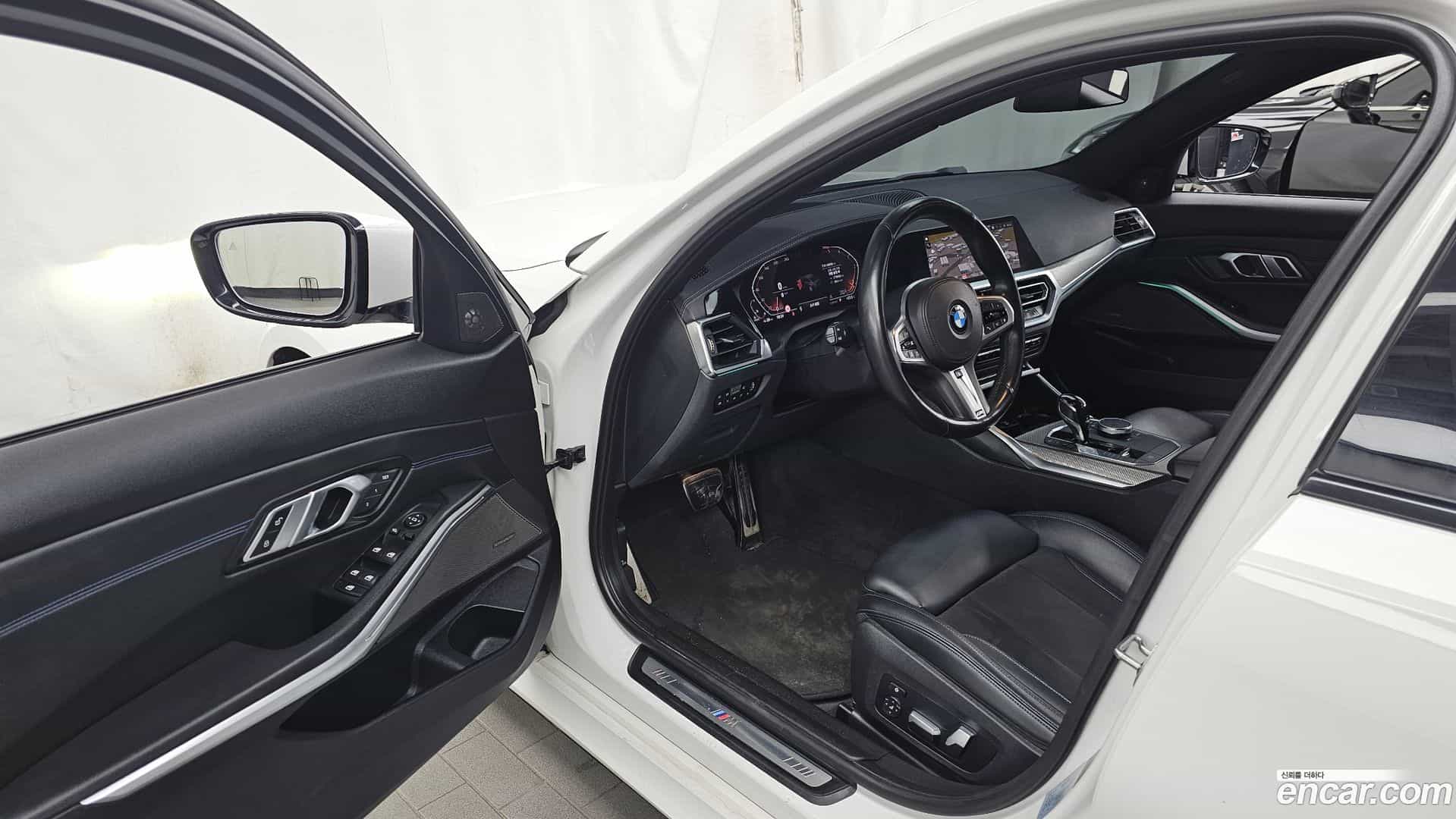3-Series BMW 2019.5-INNER-010