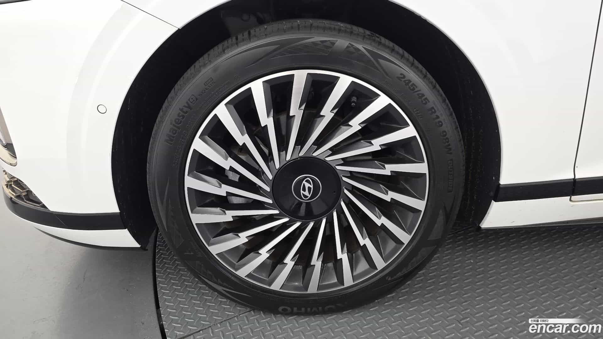 Grandeur Hyundai 2024.2-OUTER-005