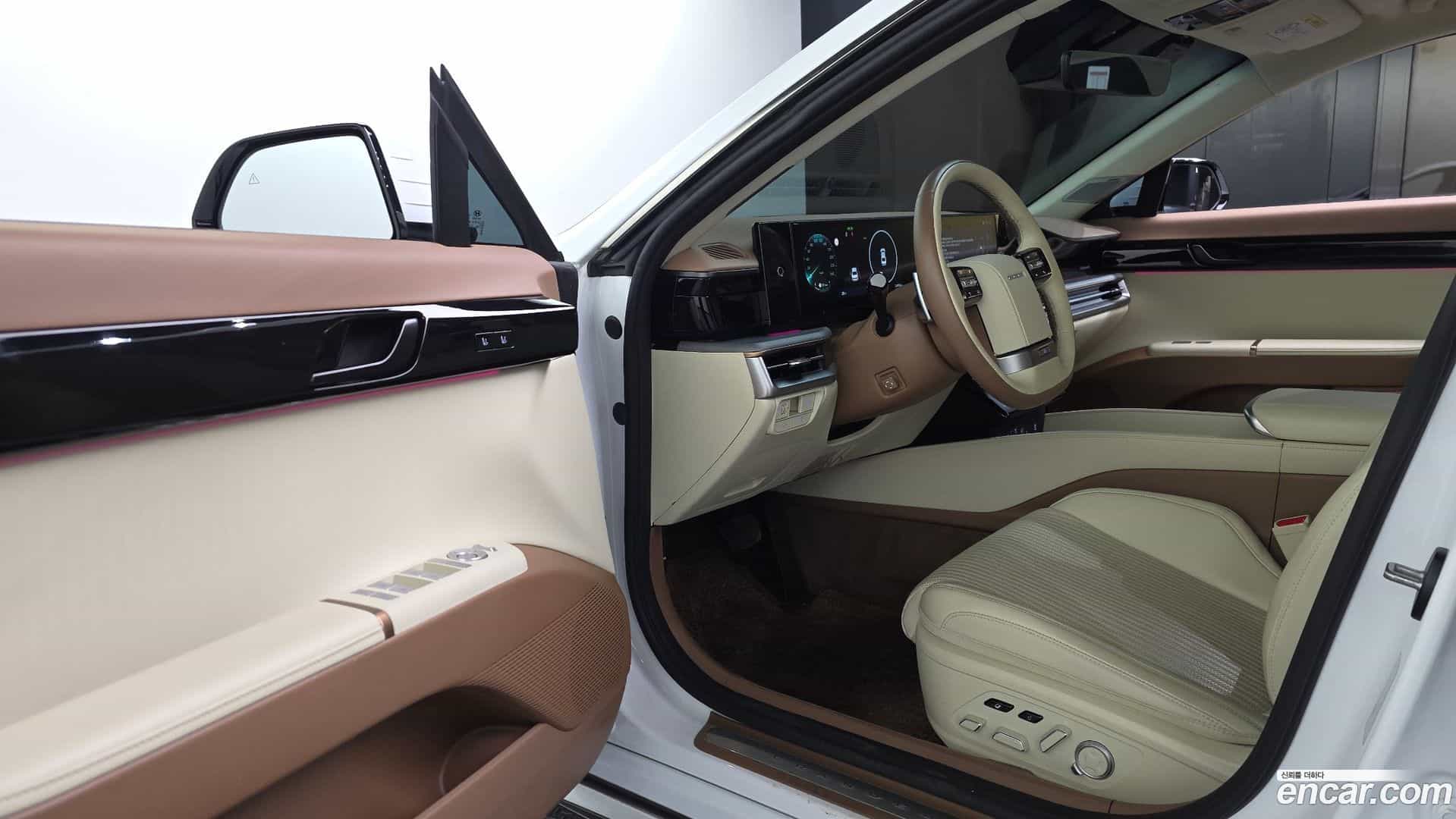 Grandeur Hyundai 2024.2-INNER-010