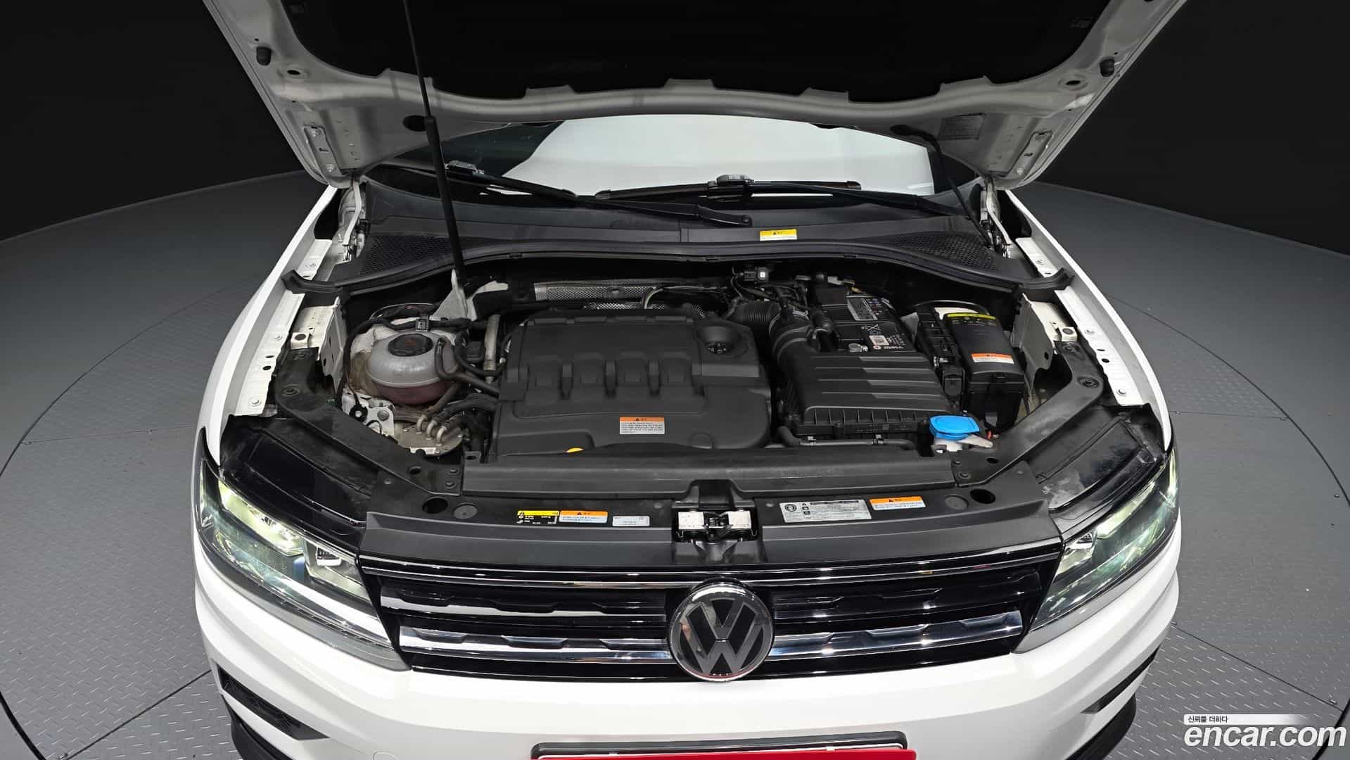 Tiguan Volkswagen 2020.0-OUTER-006