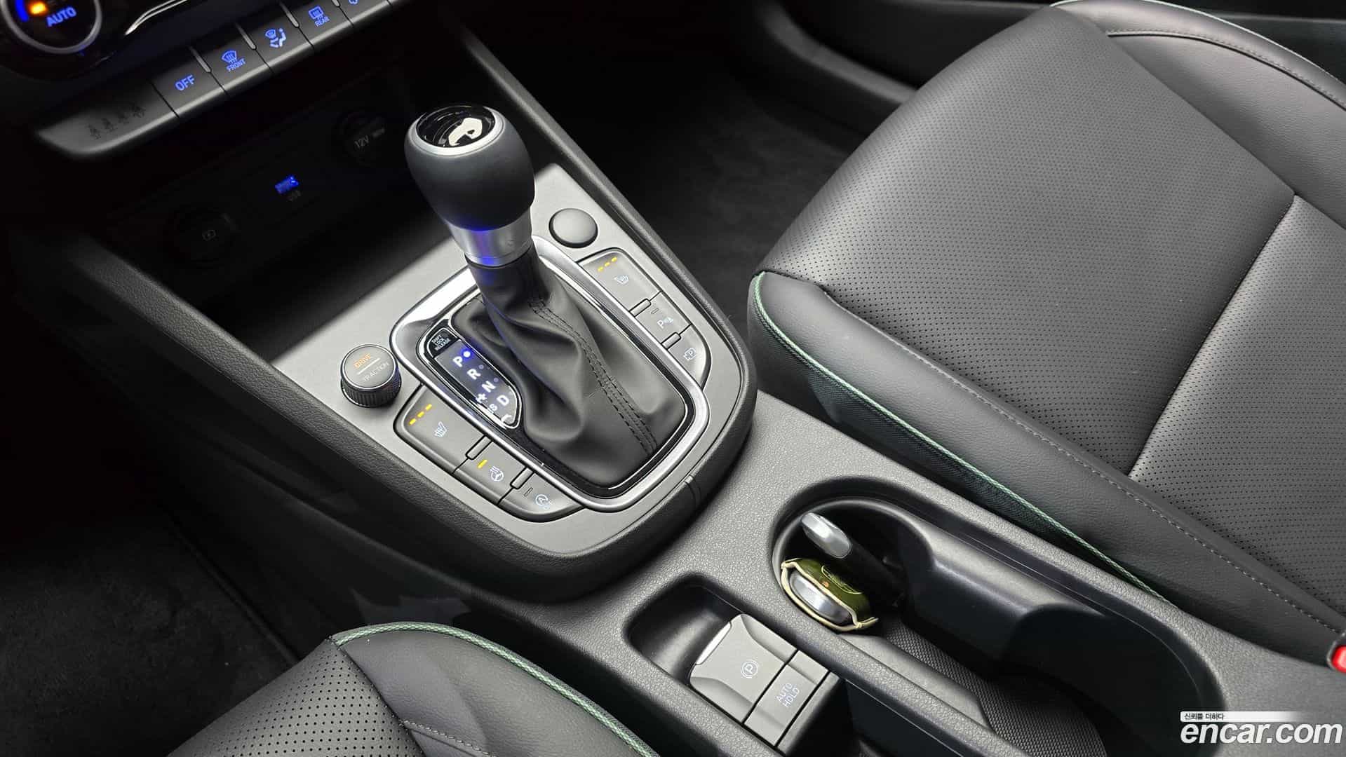 Kona Hyundai 2022.6-INNER-009