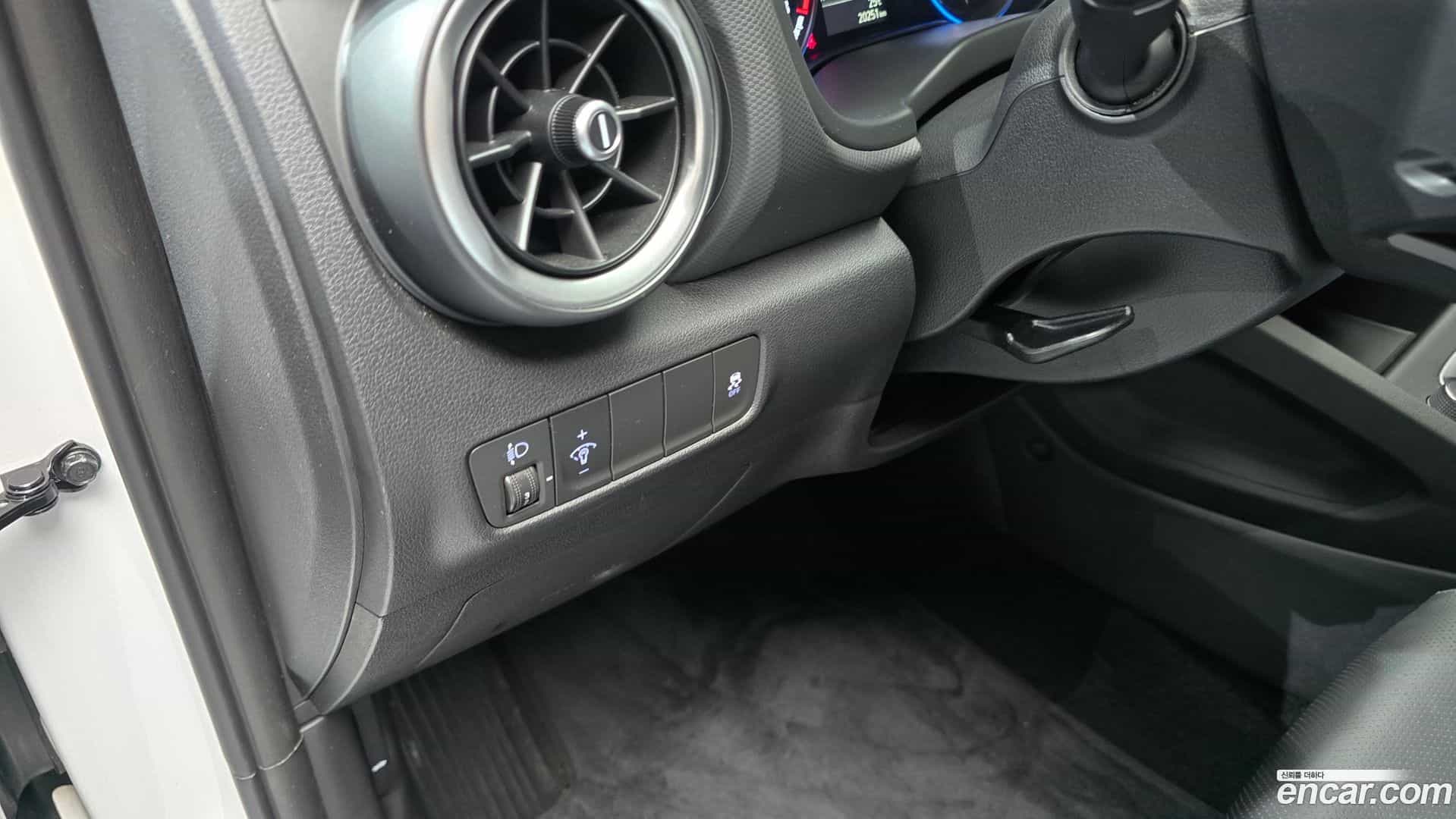 Kona Hyundai 2022.6-OPTION-040