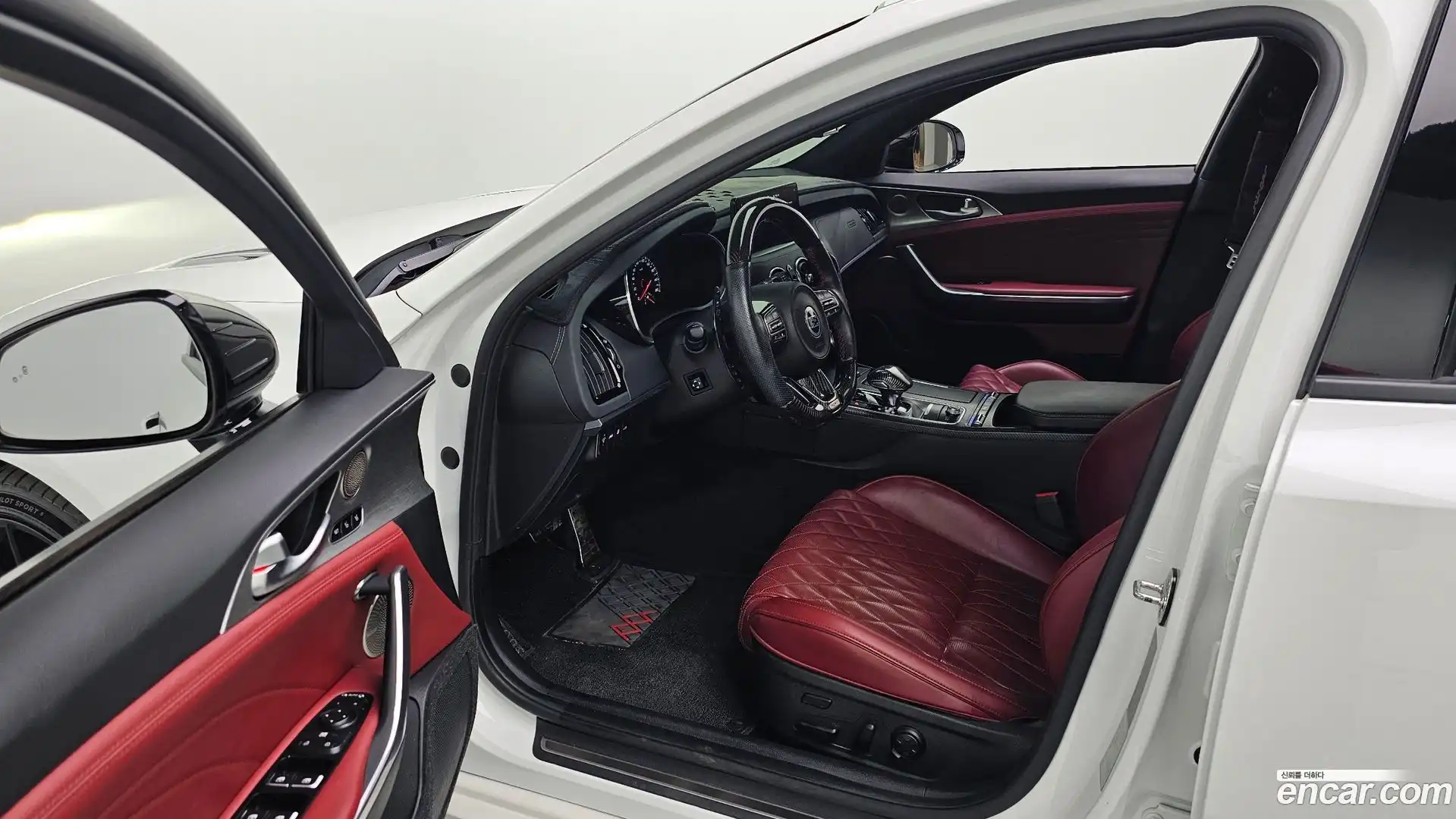 Stinger Kia 2020.10-INNER-010