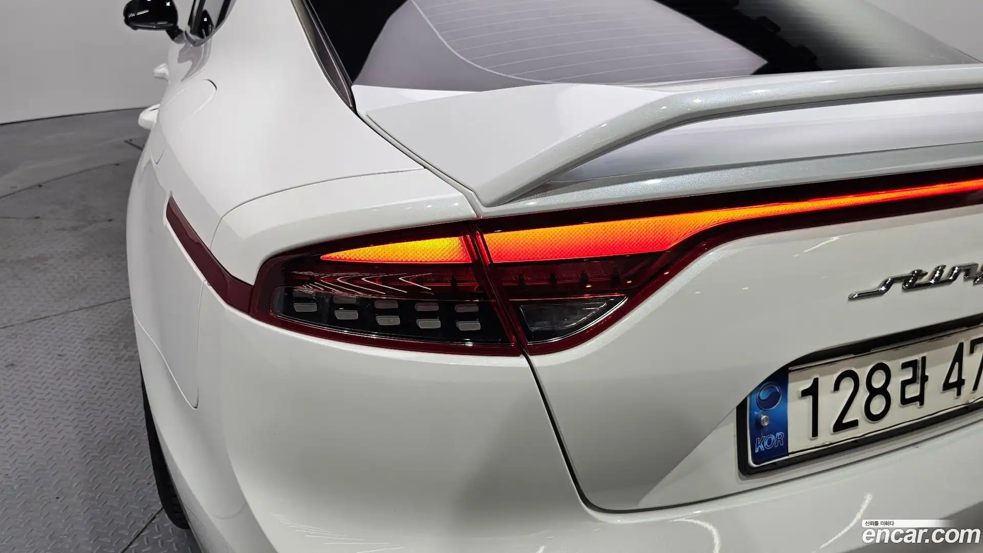 Stinger Kia 2020.10-OUTER-033
