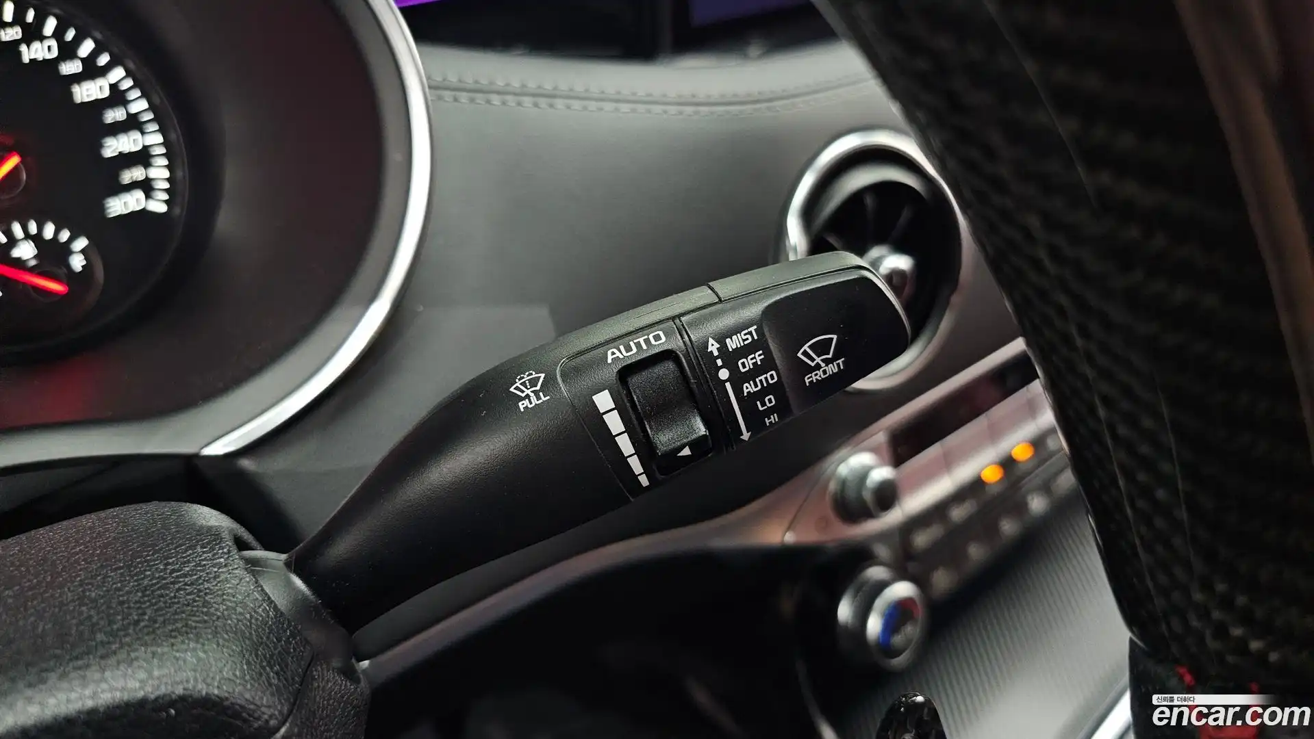 Stinger Kia 2020.10-OPTION-041