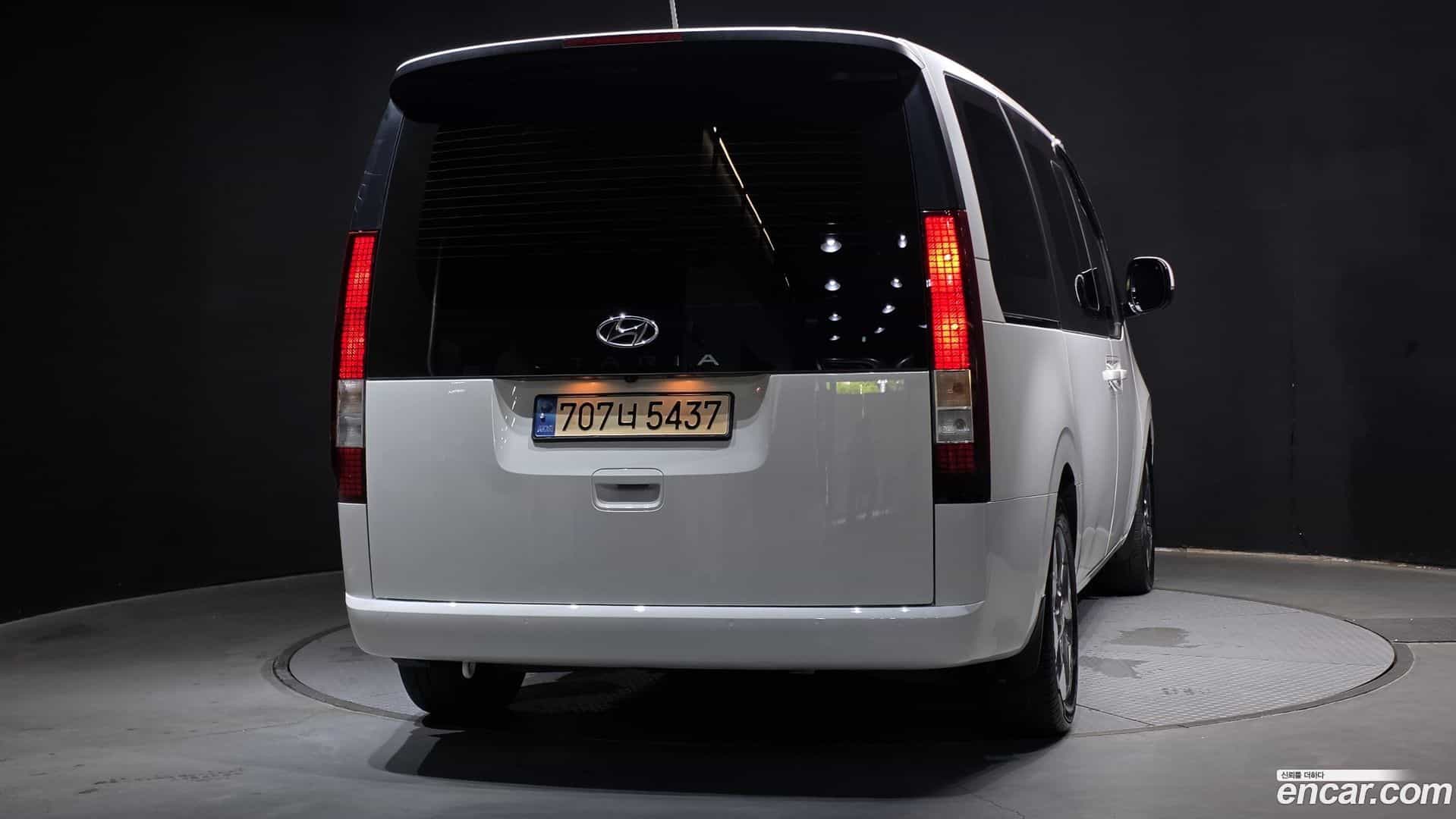 Staria Hyundai 2023.10-OUTER-004