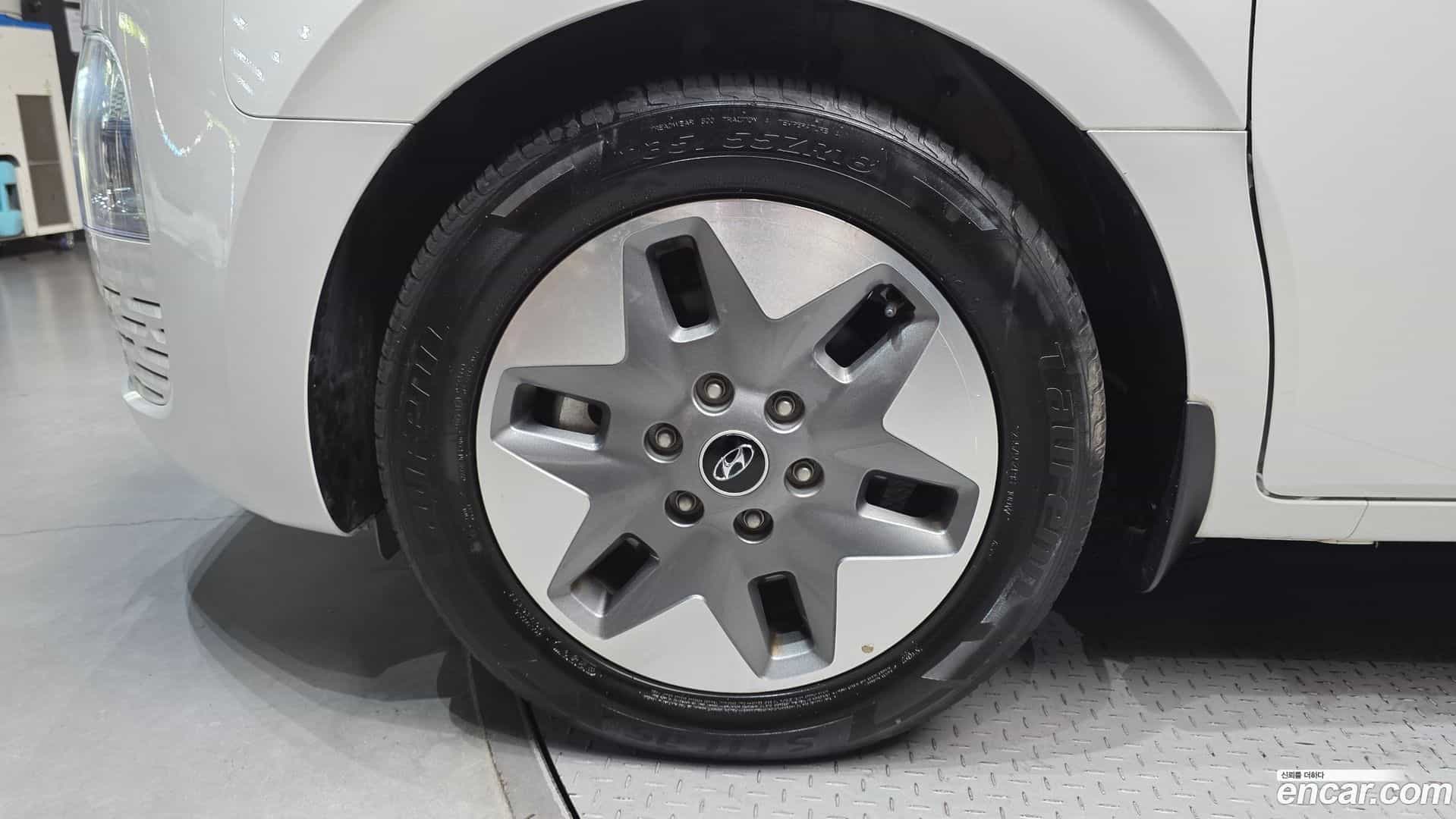 Staria Hyundai 2023.10-OUTER-005