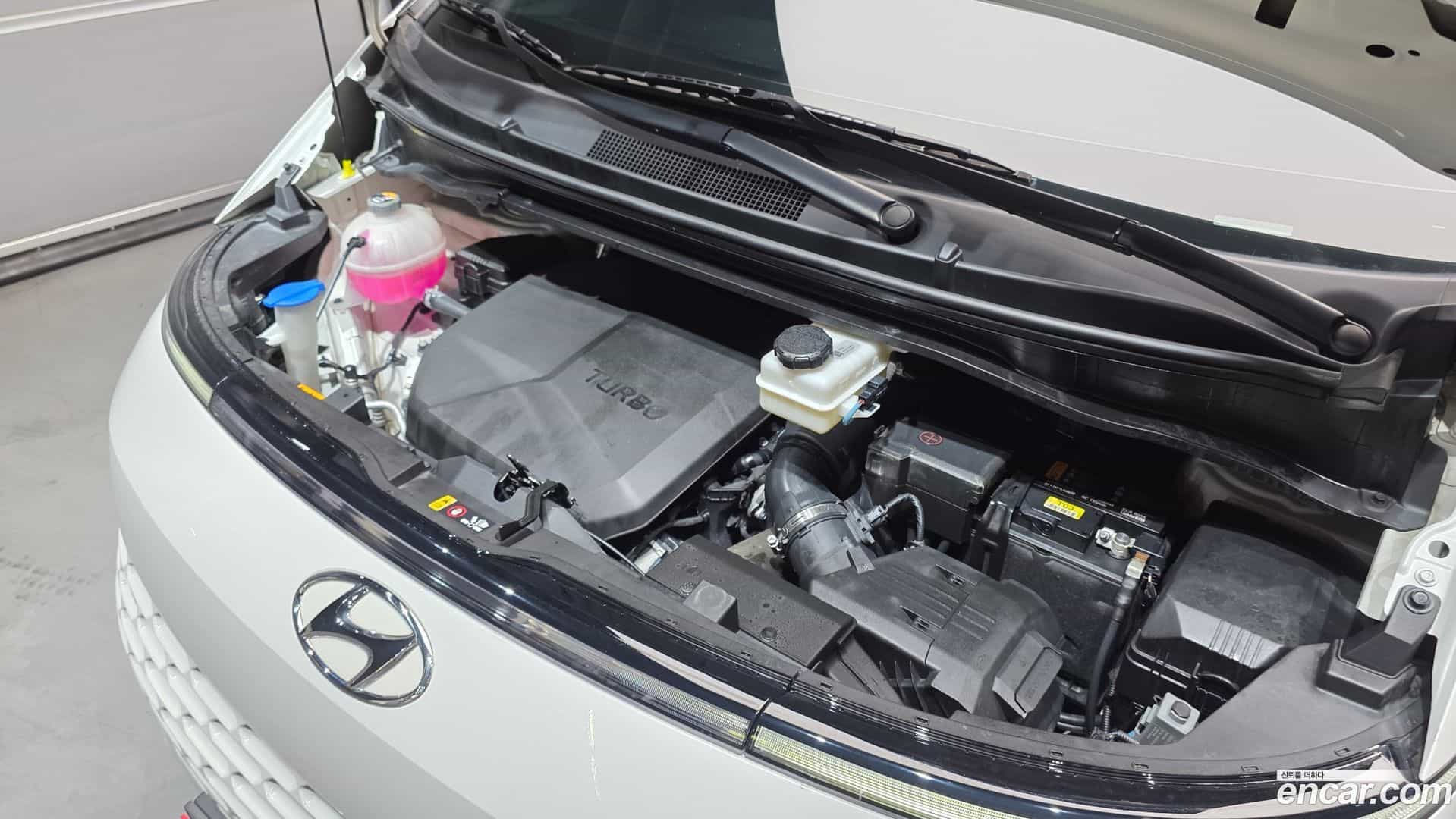 Staria Hyundai 2023.10-OUTER-006