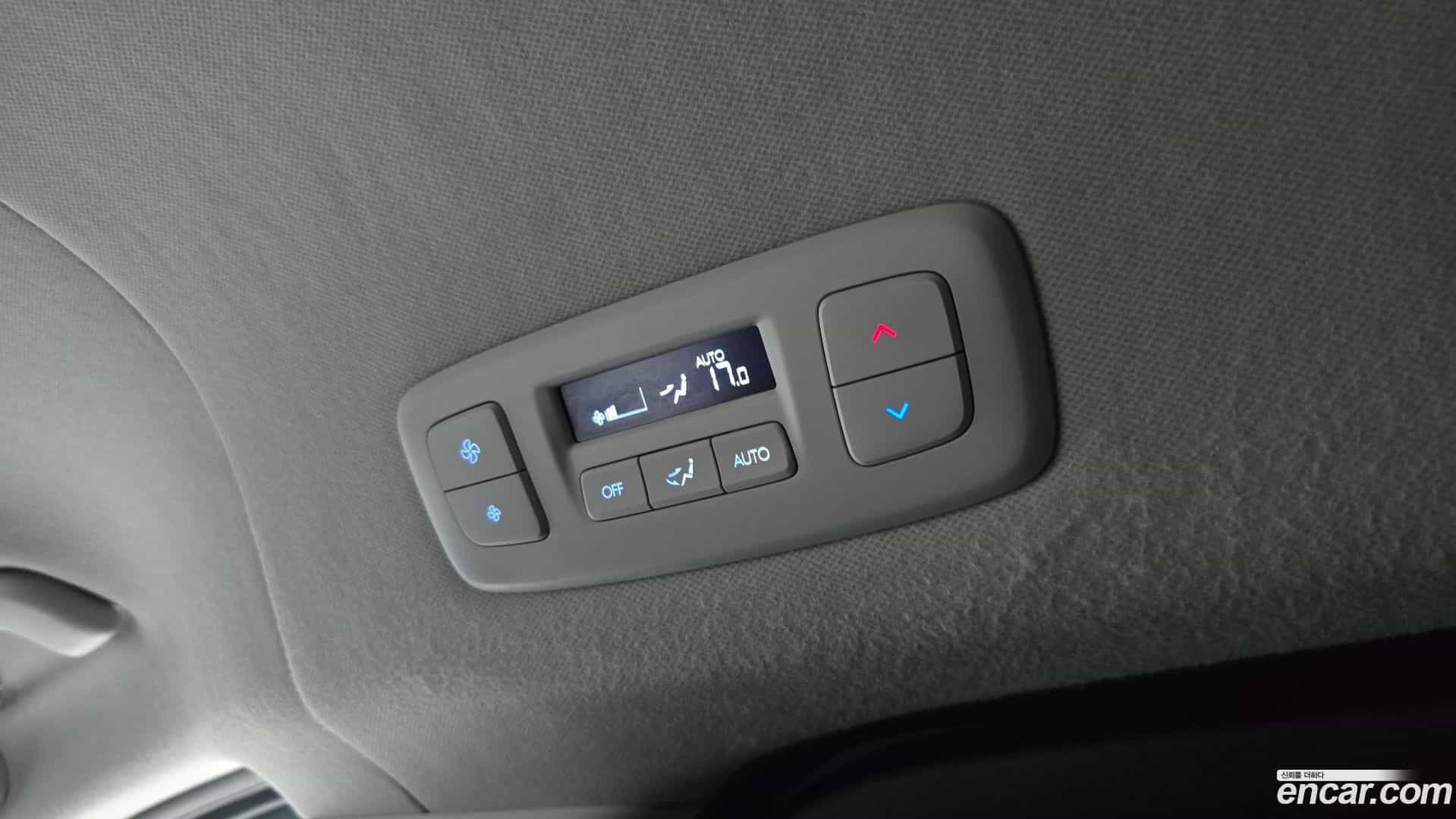 Staria Hyundai 2023.10-OPTION-040